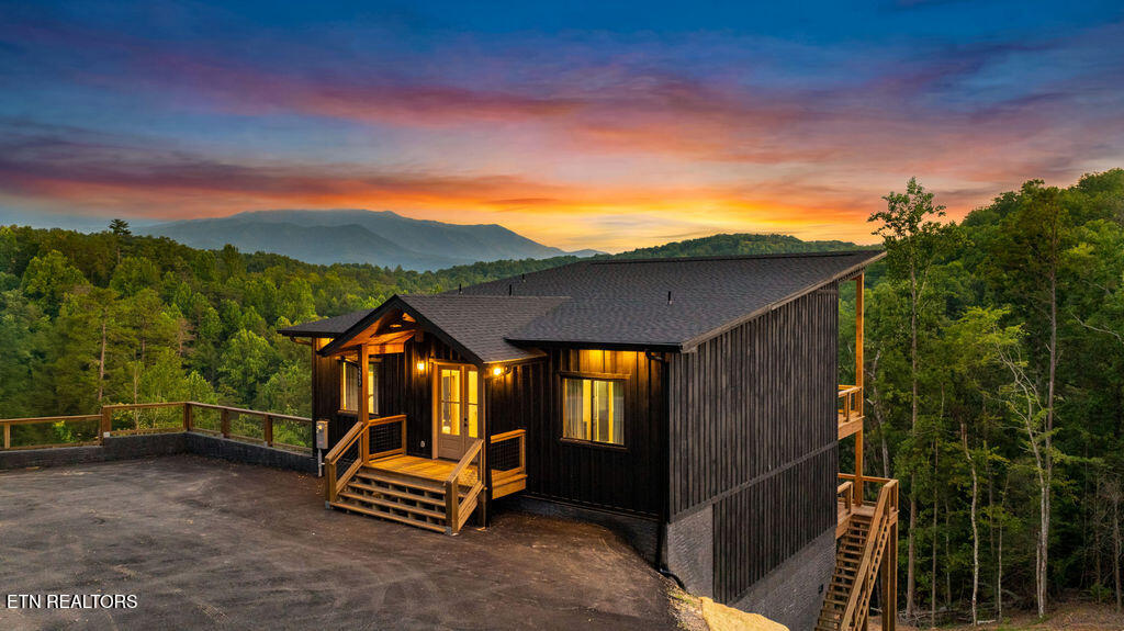 2217 Legend Drive Sevierville TN 37876