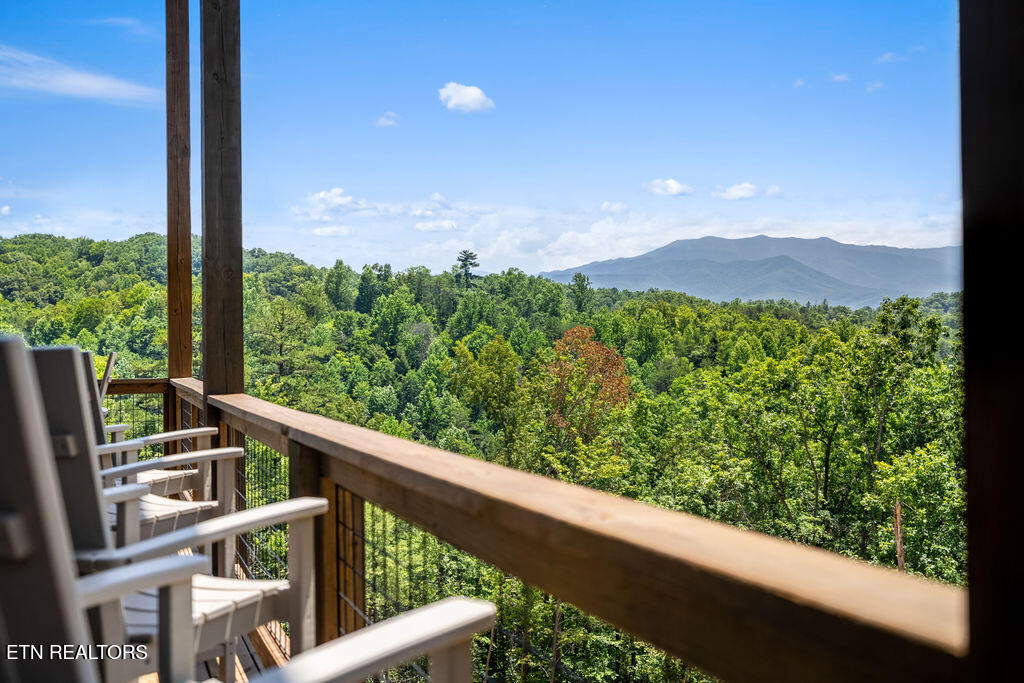 2217 Legend Drive Sevierville TN 37876
