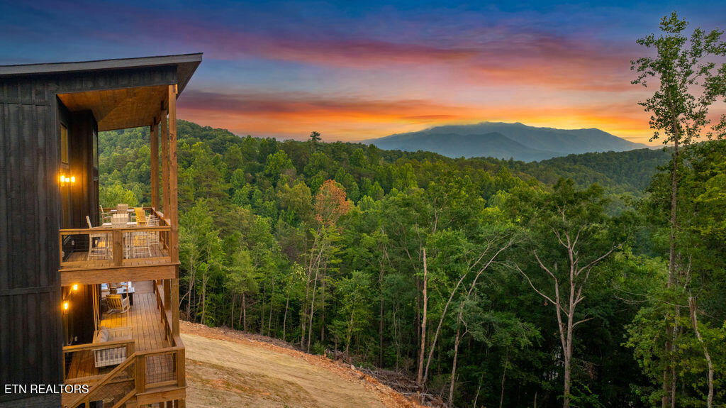 2217 Legend Drive Sevierville TN 37876