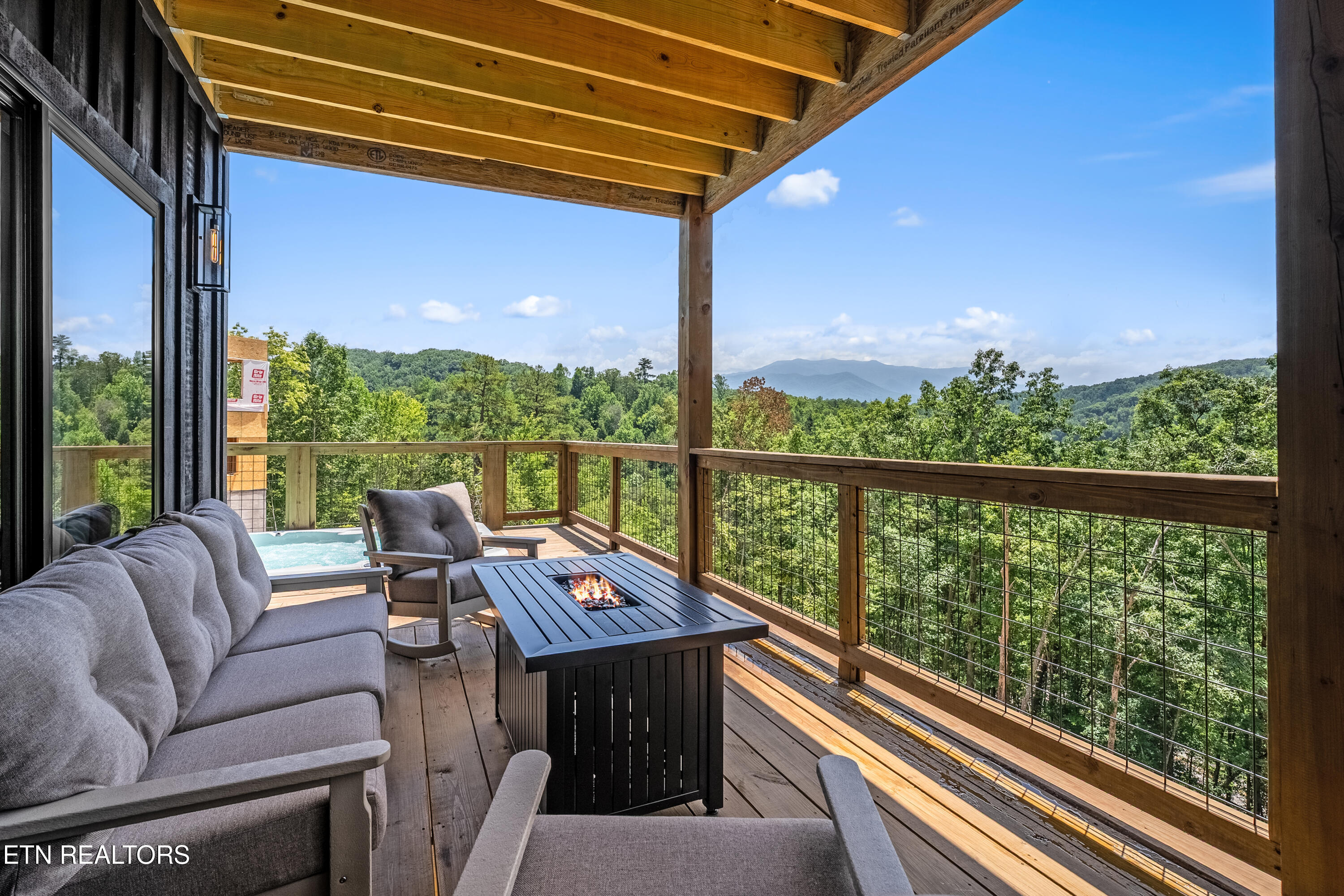 2217 Legend Drive Sevierville TN 37876