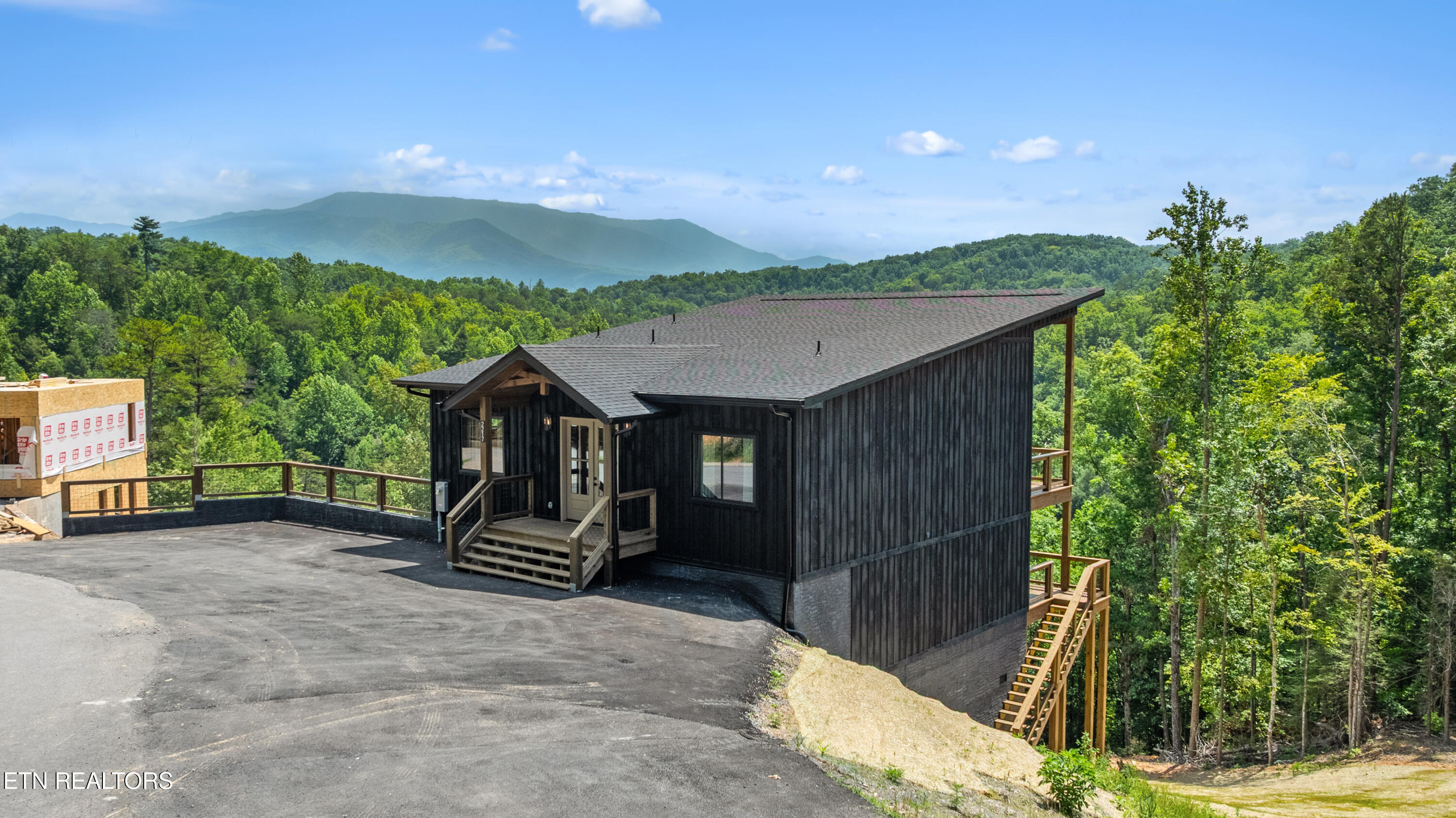 2217 Legend Drive Sevierville TN 37876