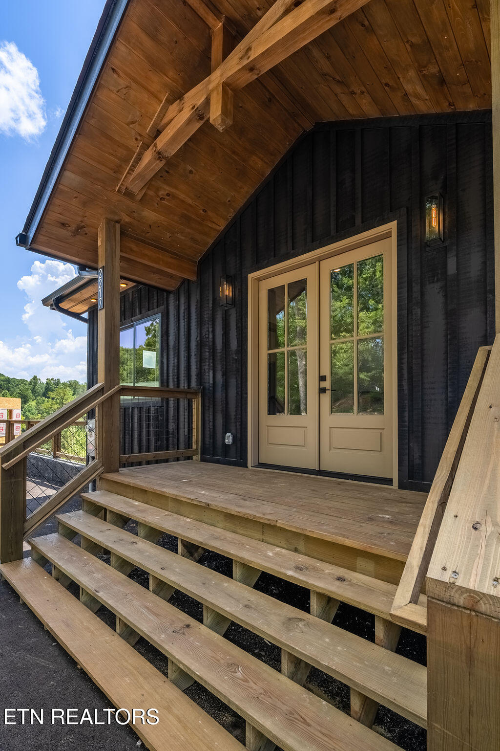 2217 Legend Drive Sevierville TN 37876