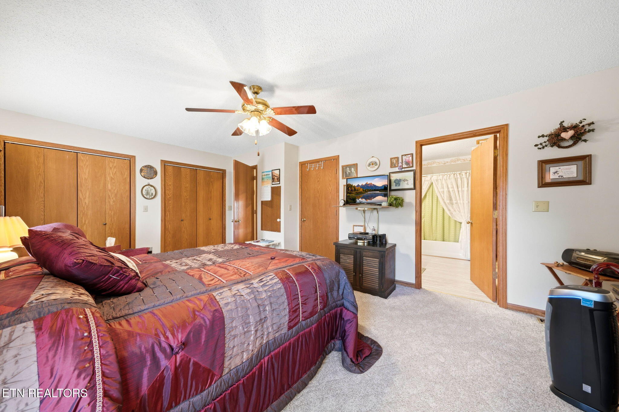 1435 Sparks Lane Sevierville TN 37876
