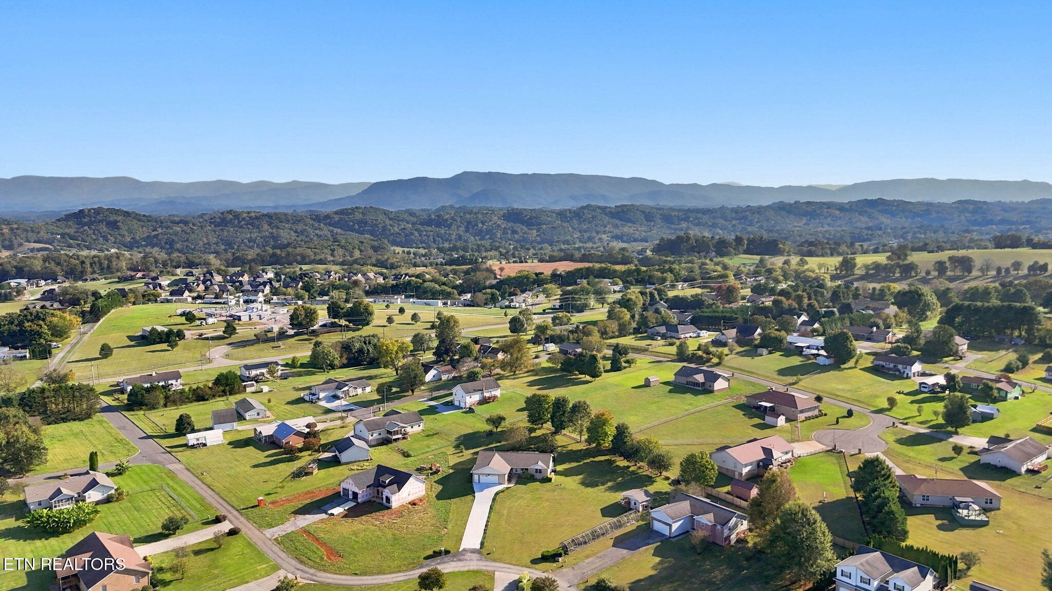 1435 Sparks Lane Sevierville TN 37876