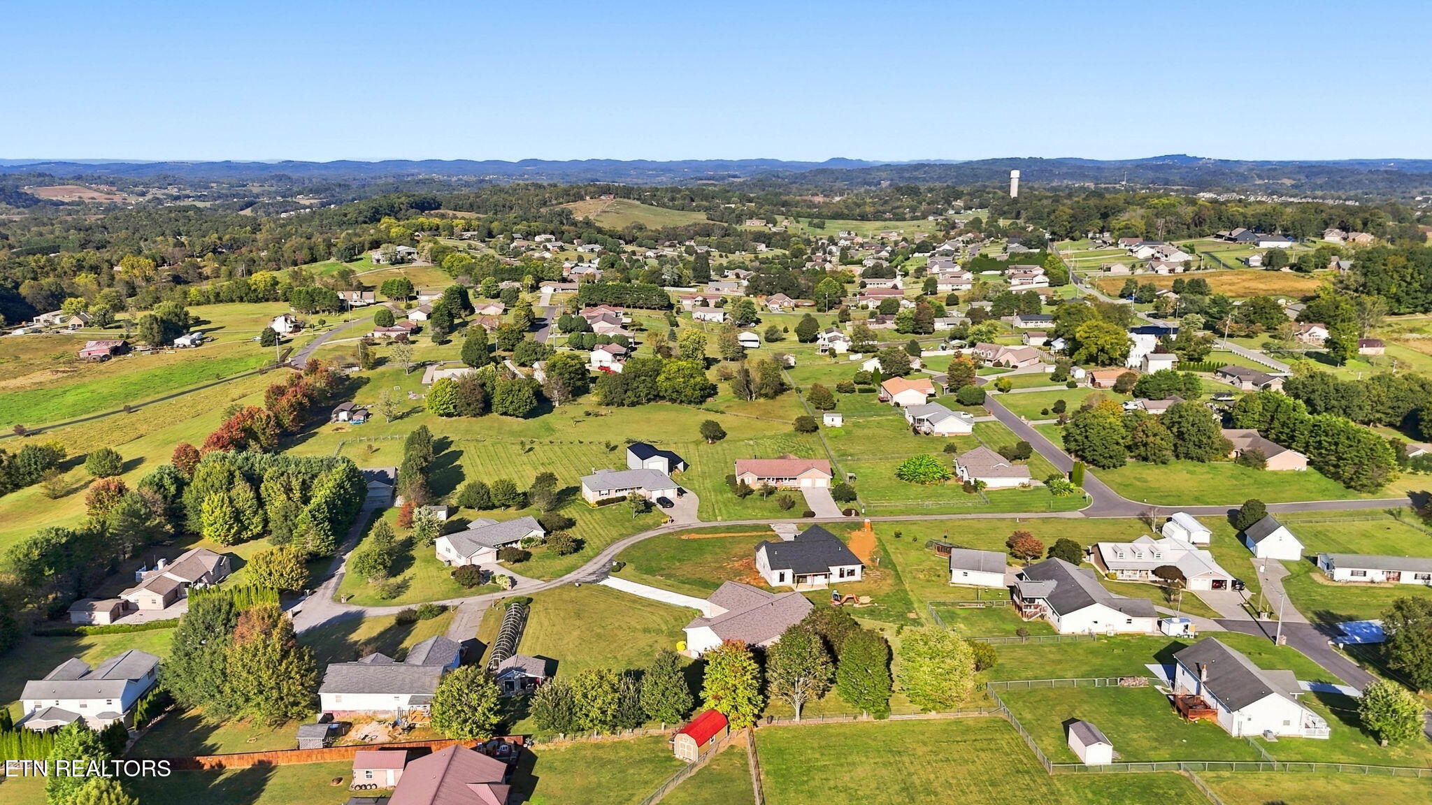 1435 Sparks Lane Sevierville TN 37876