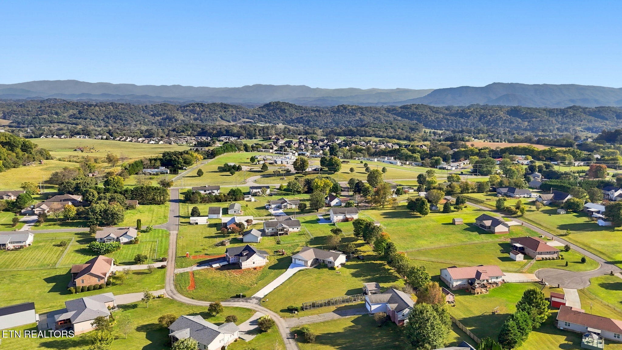 1435 Sparks Lane Sevierville TN 37876