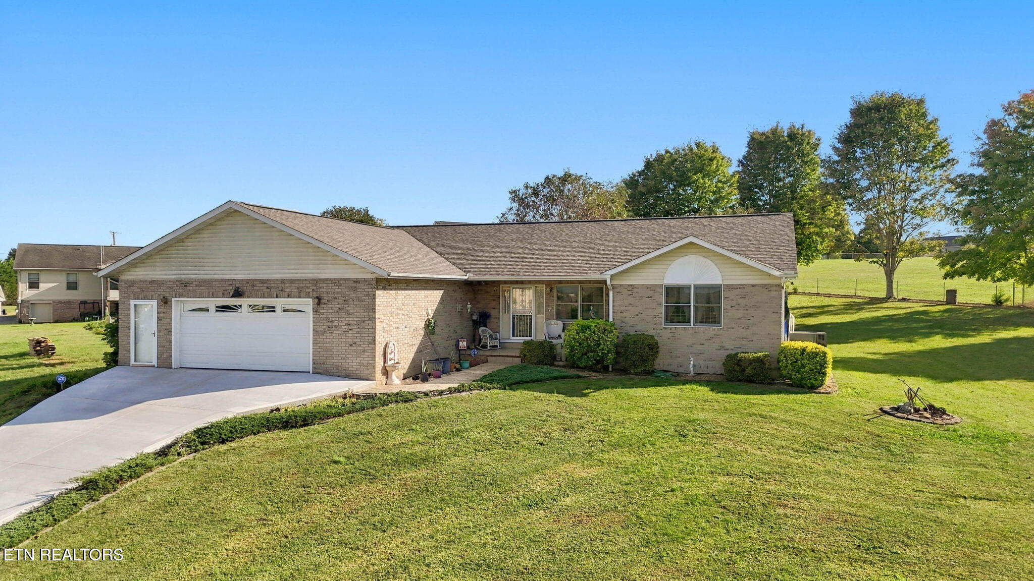 1435 Sparks Lane Sevierville TN 37876