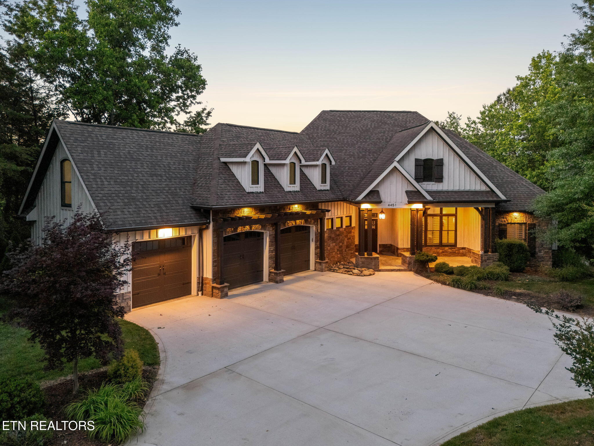 4451 Forrest Ridge Drive Louisville TN 37777