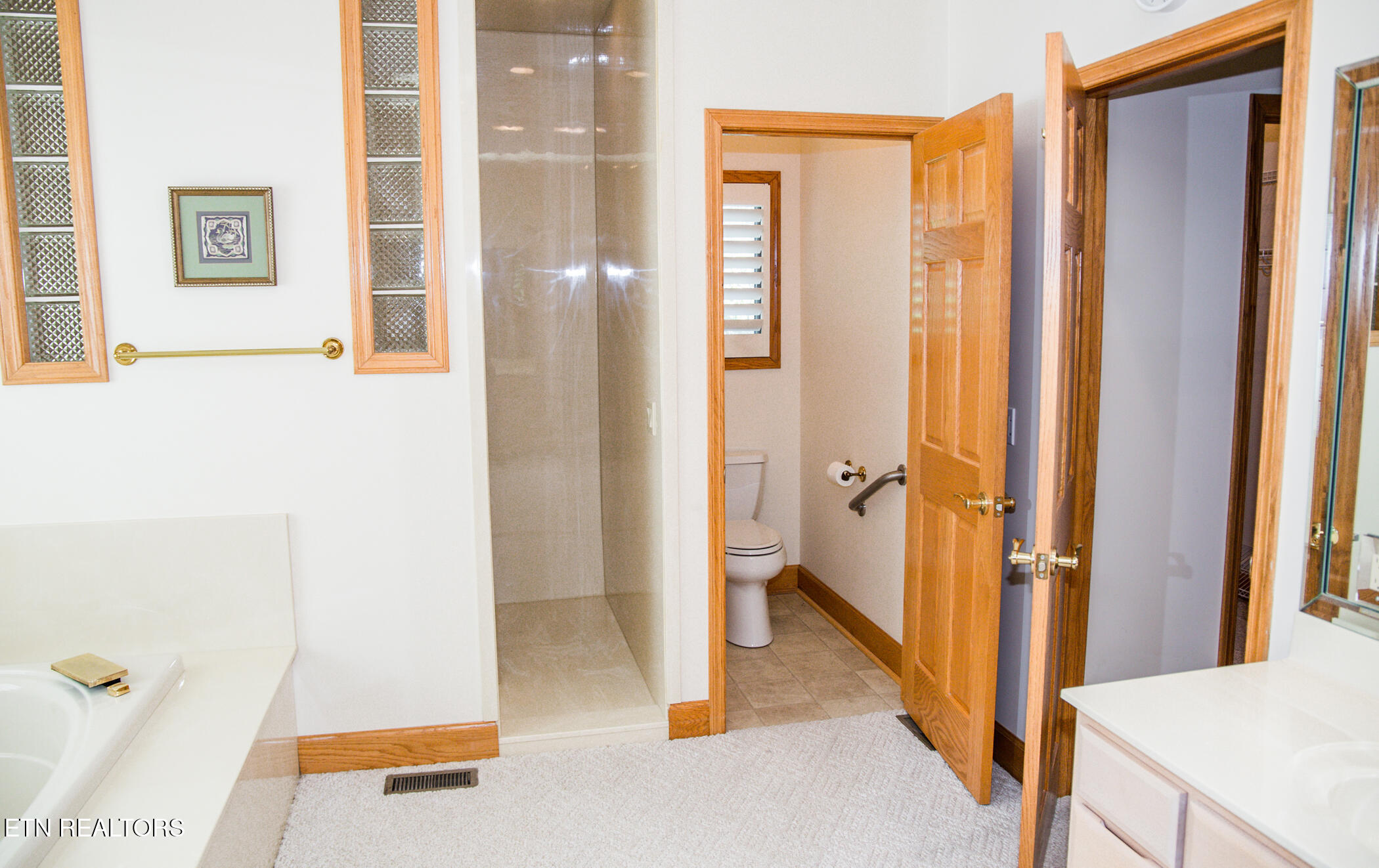 12 Brixton Lane Crossville TN 38558