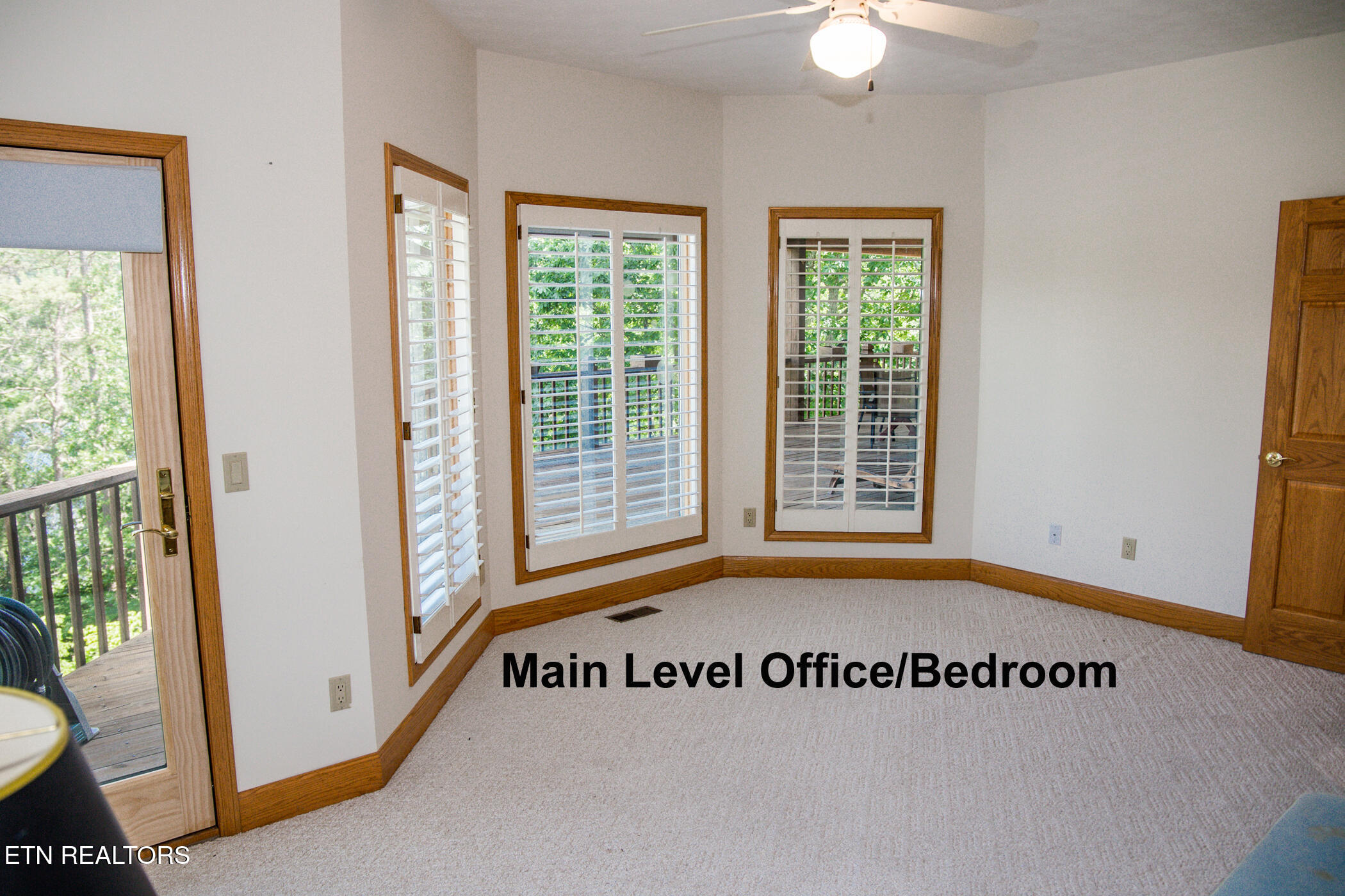 12 Brixton Lane Crossville TN 38558