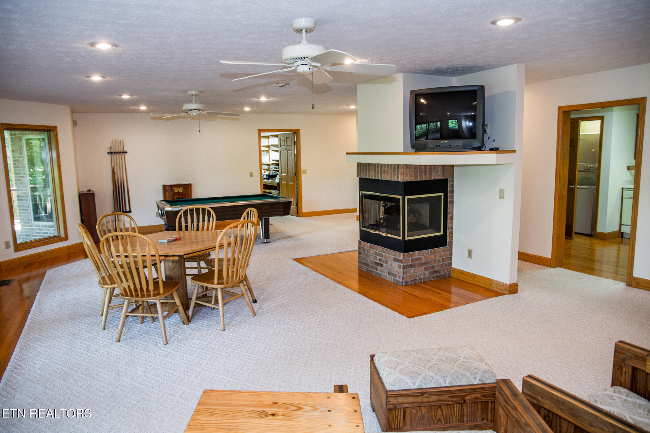 12 Brixton Lane Crossville TN 38558