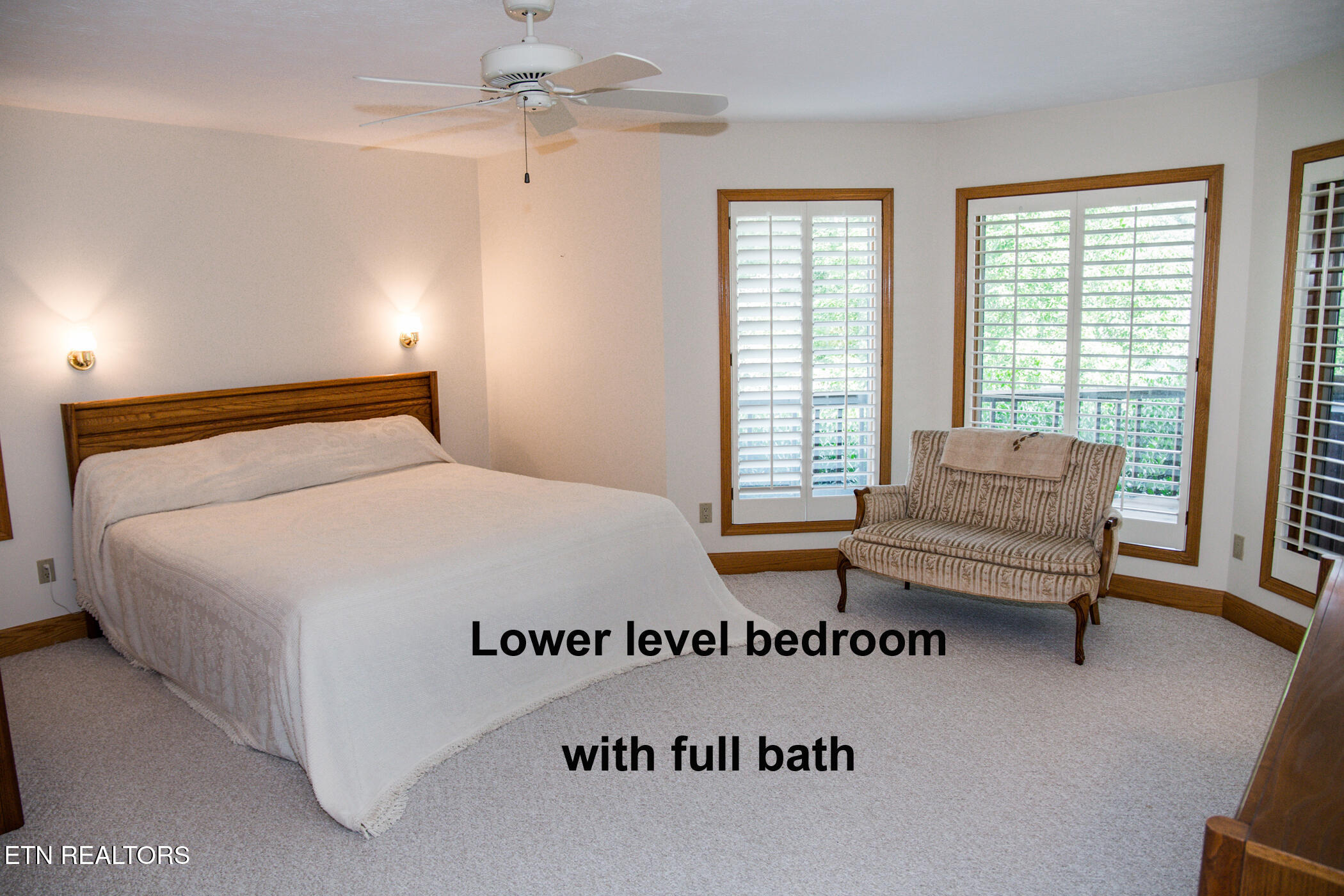 12 Brixton Lane Crossville TN 38558