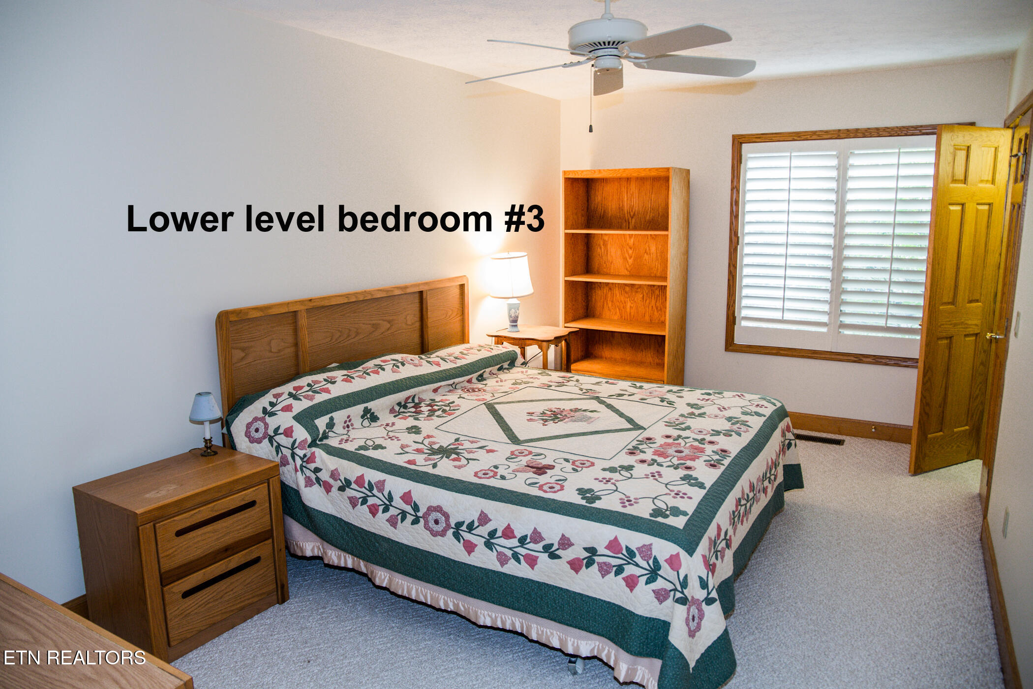 12 Brixton Lane Crossville TN 38558