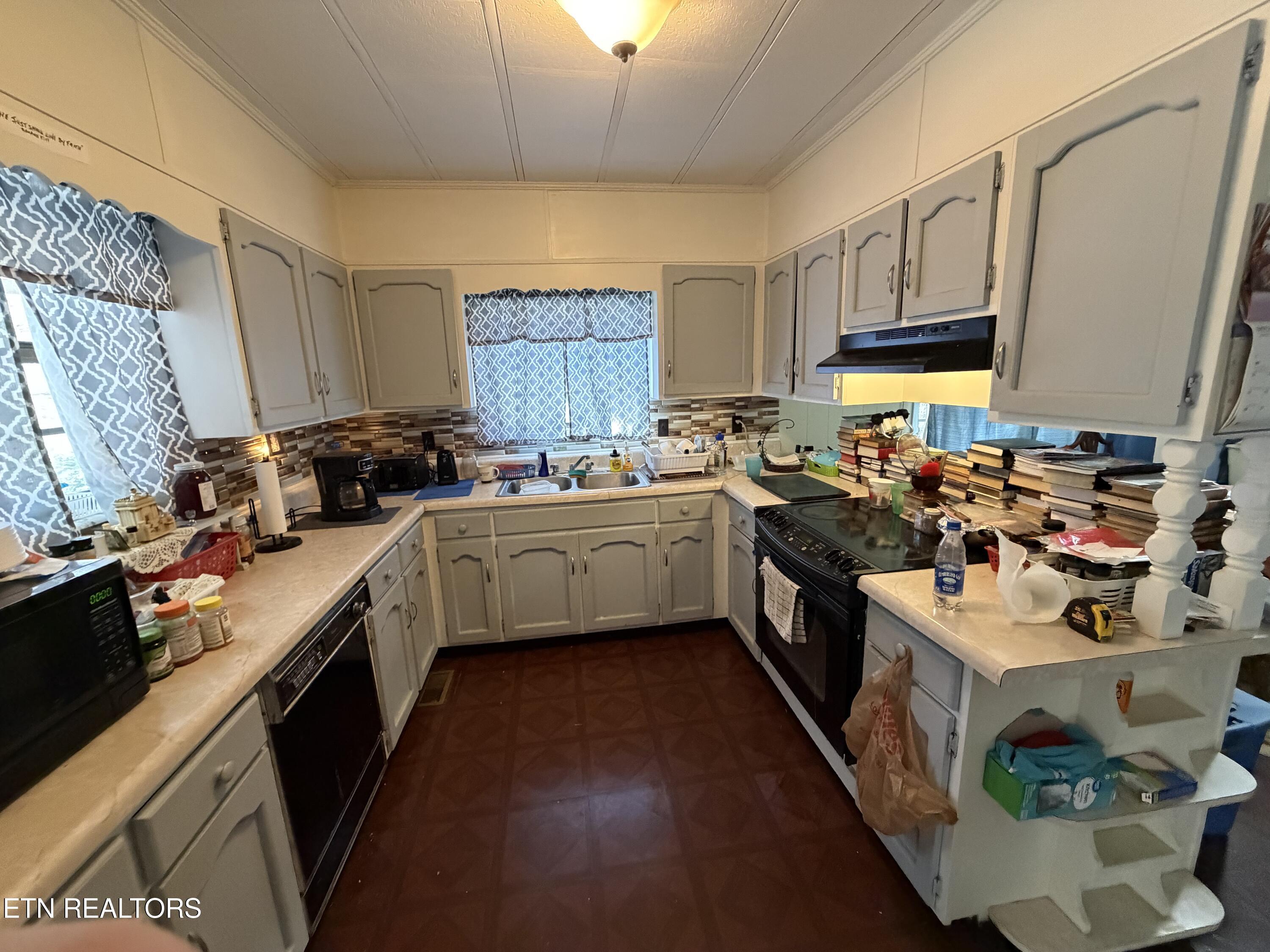 4016 Lone Mountain Road New Tazewell TN 37825