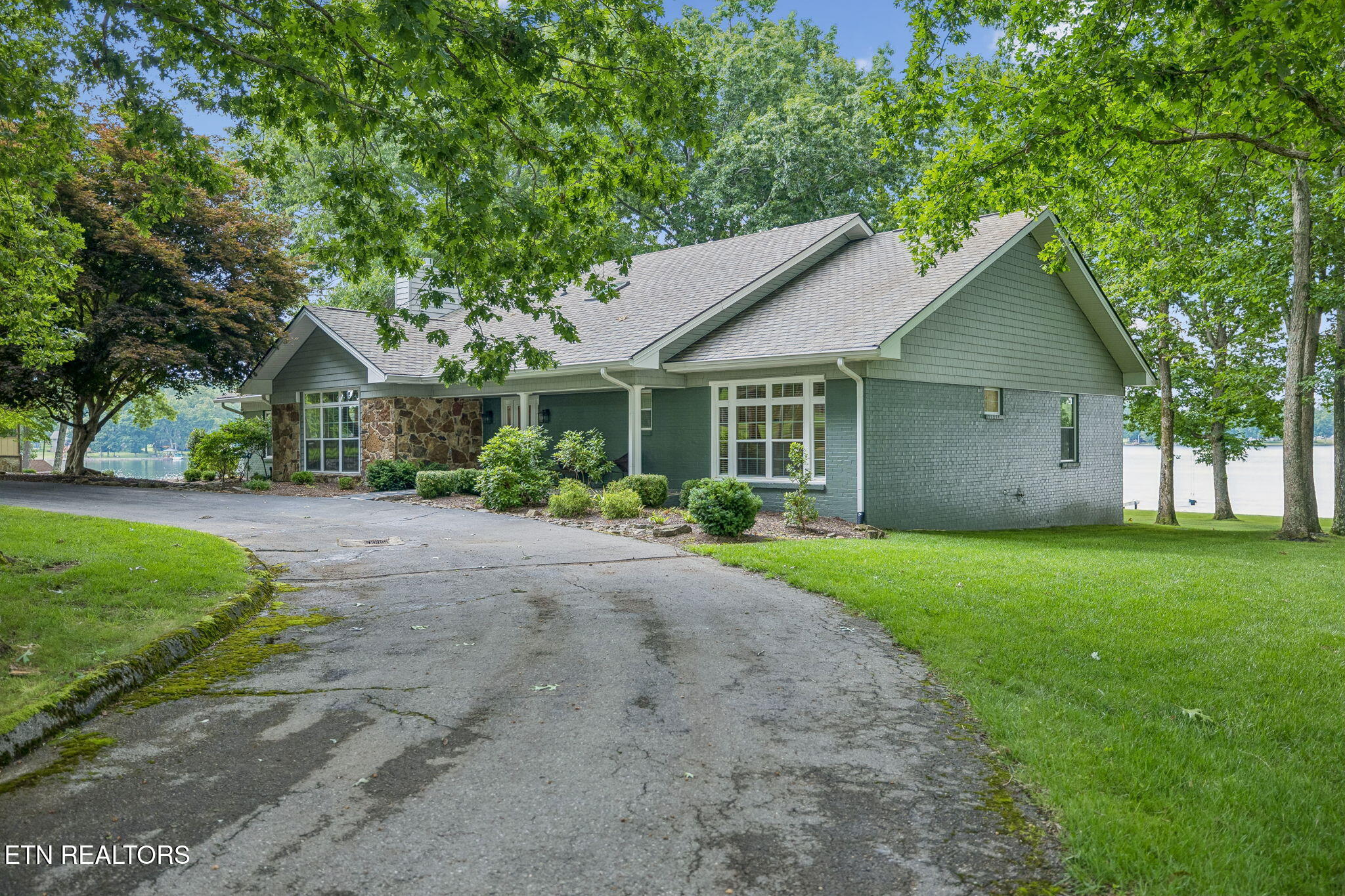 8721 Cherokee Trail Crossville TN 38572