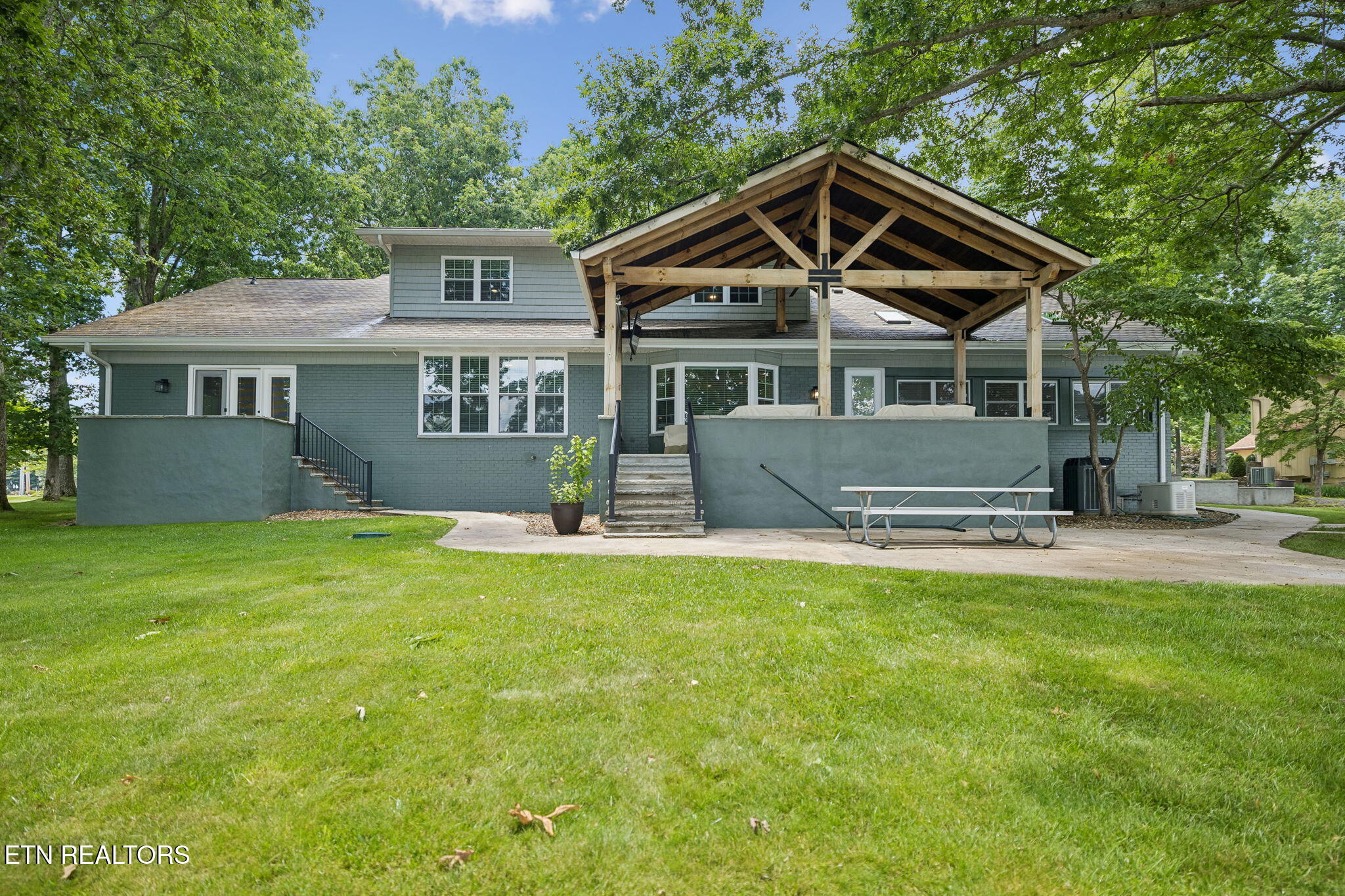8721 Cherokee Trail Crossville TN 38572