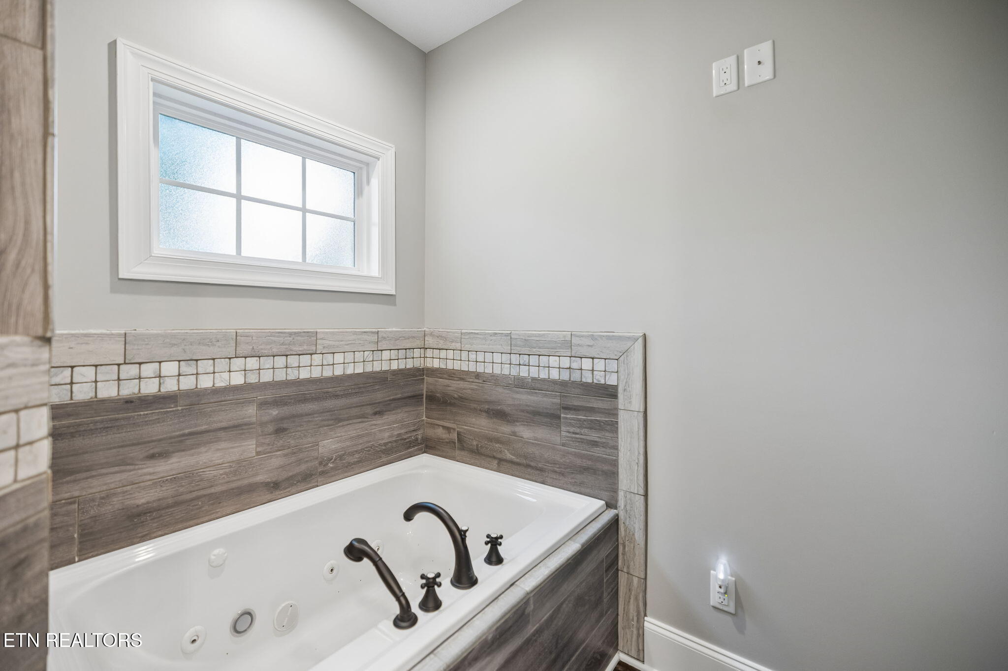 8721 Cherokee Trail Crossville TN 38572