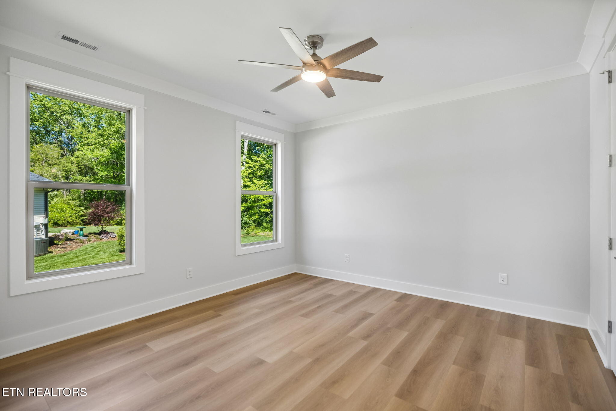 131 Utsesti Lane Loudon TN 37774