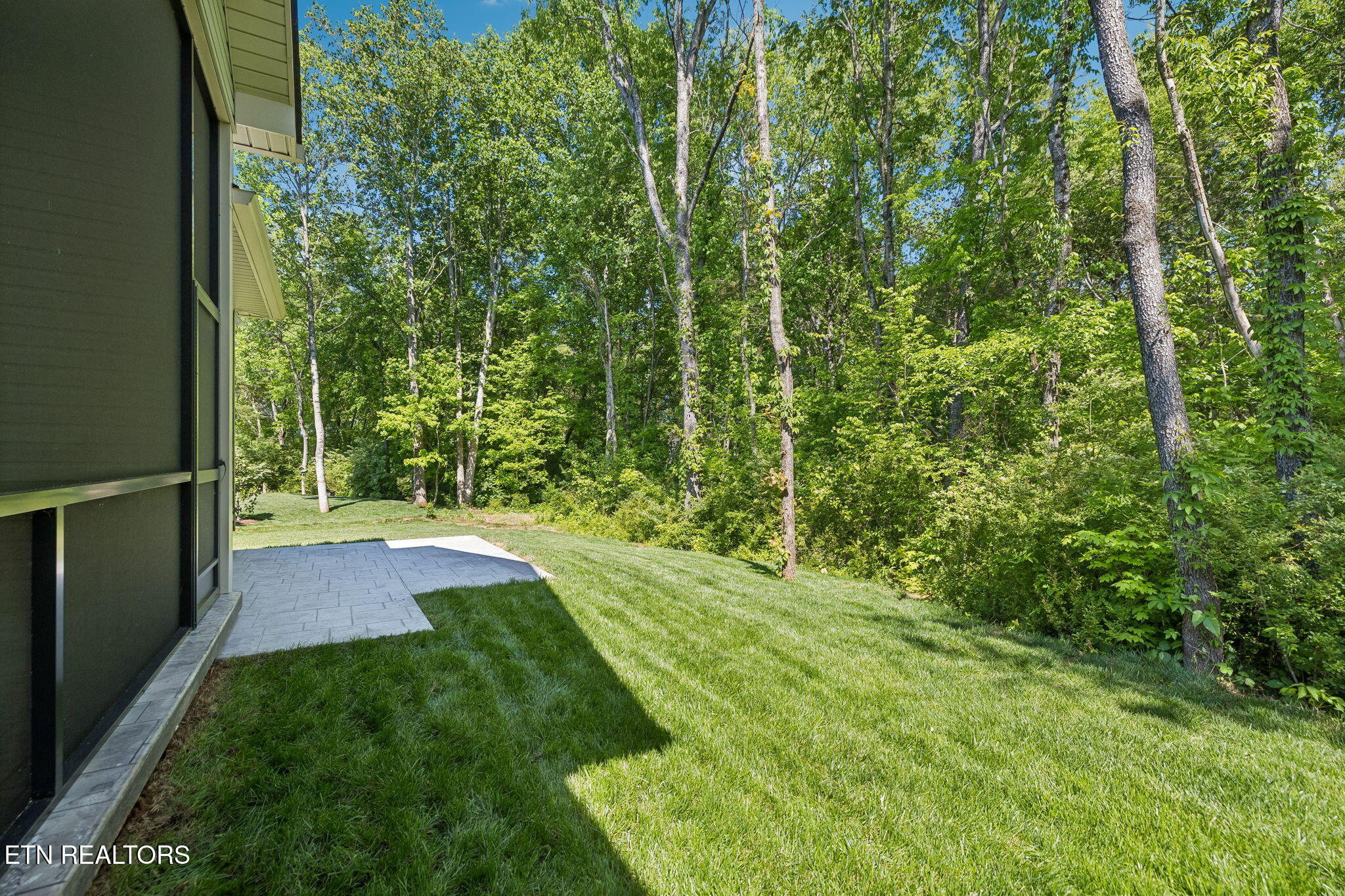 131 Utsesti Lane Loudon TN 37774