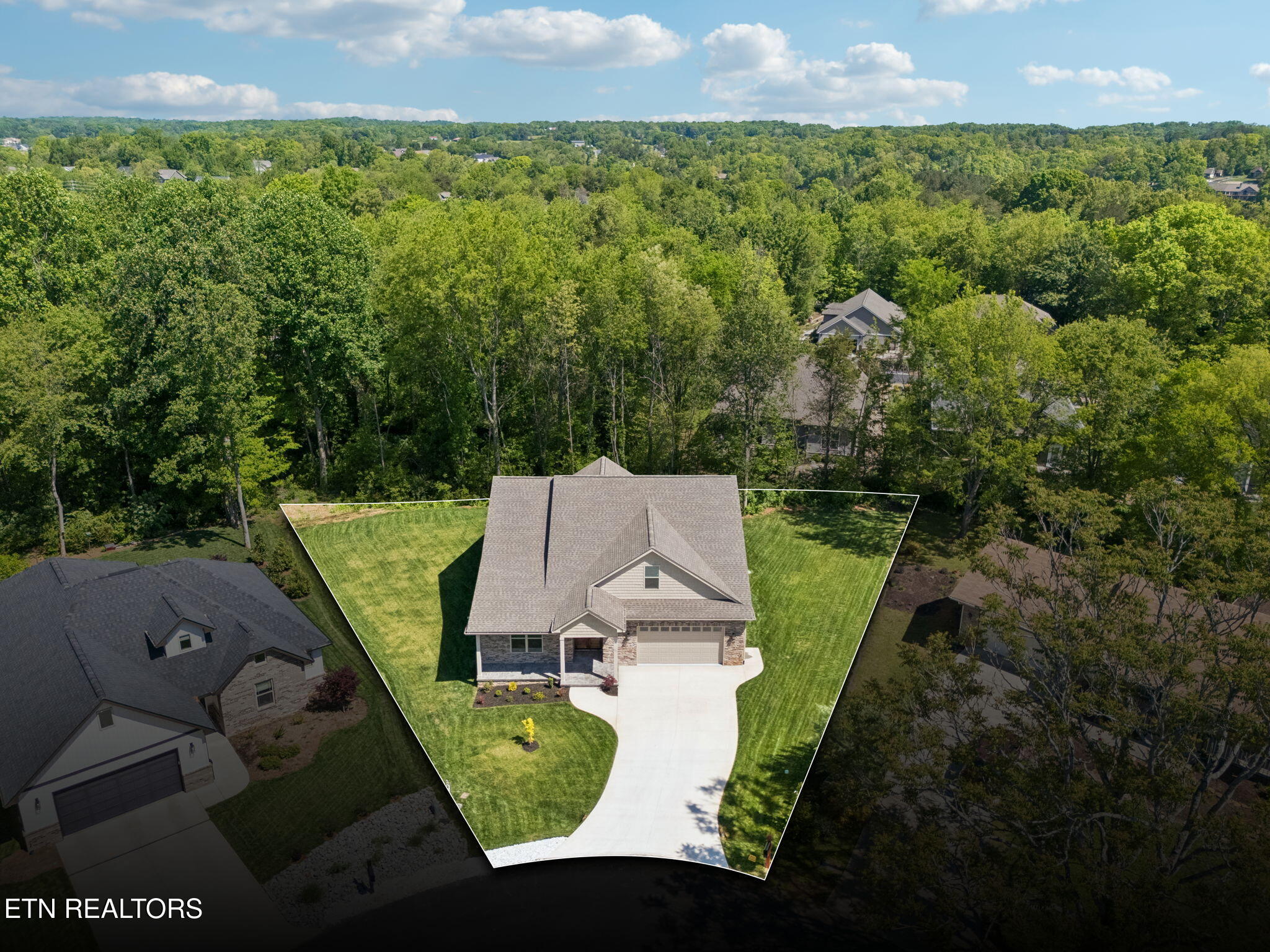 131 Utsesti Lane Loudon TN 37774