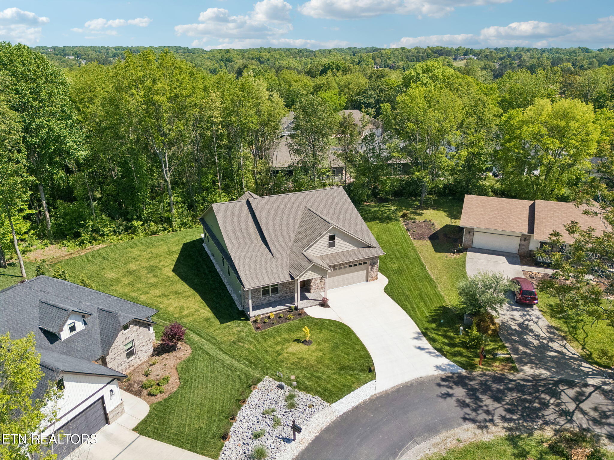 131 Utsesti Lane Loudon TN 37774