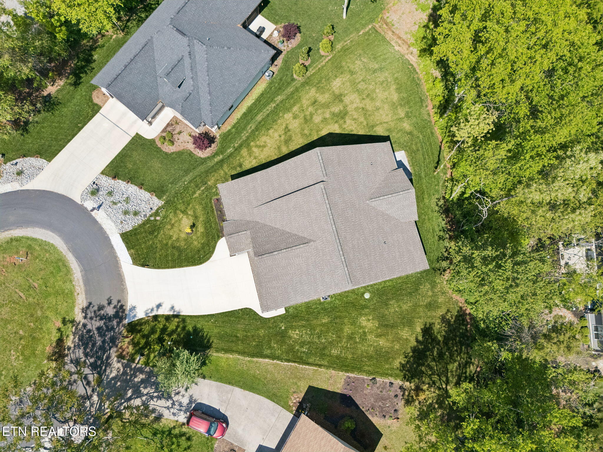 131 Utsesti Lane Loudon TN 37774