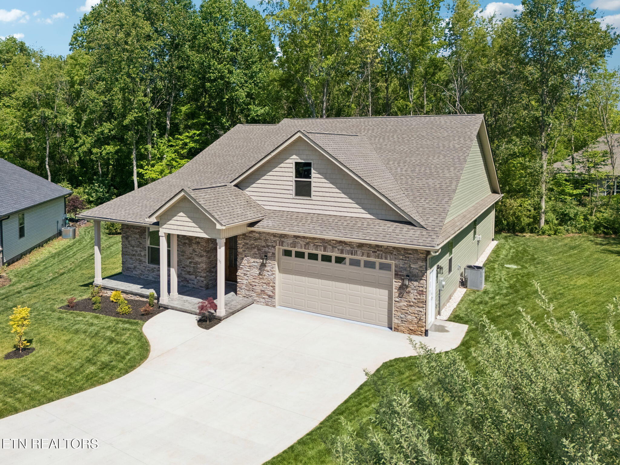 131 Utsesti Lane Loudon TN 37774