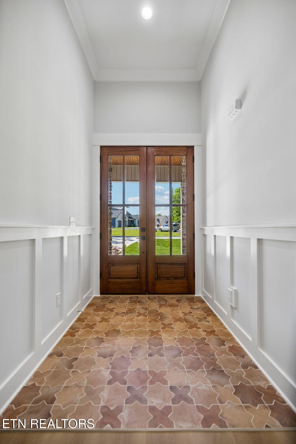 131 Utsesti Lane Loudon TN 37774