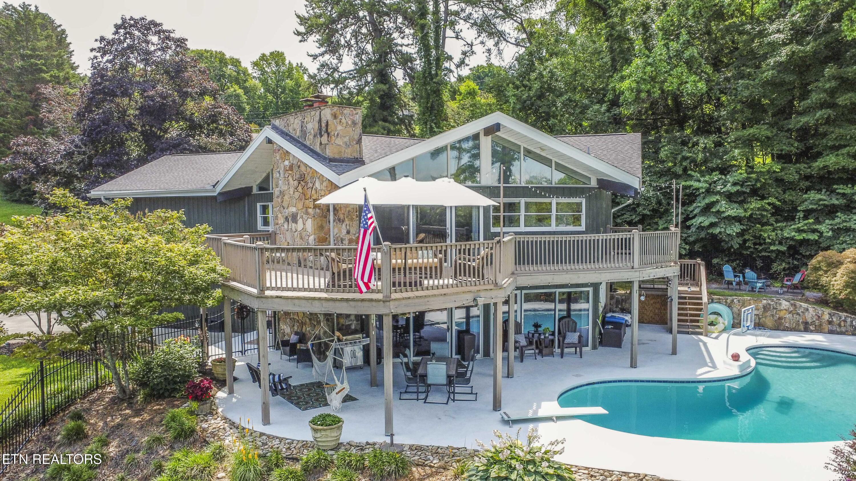 6809 Beaver Brook Drive Knoxville TN 37918