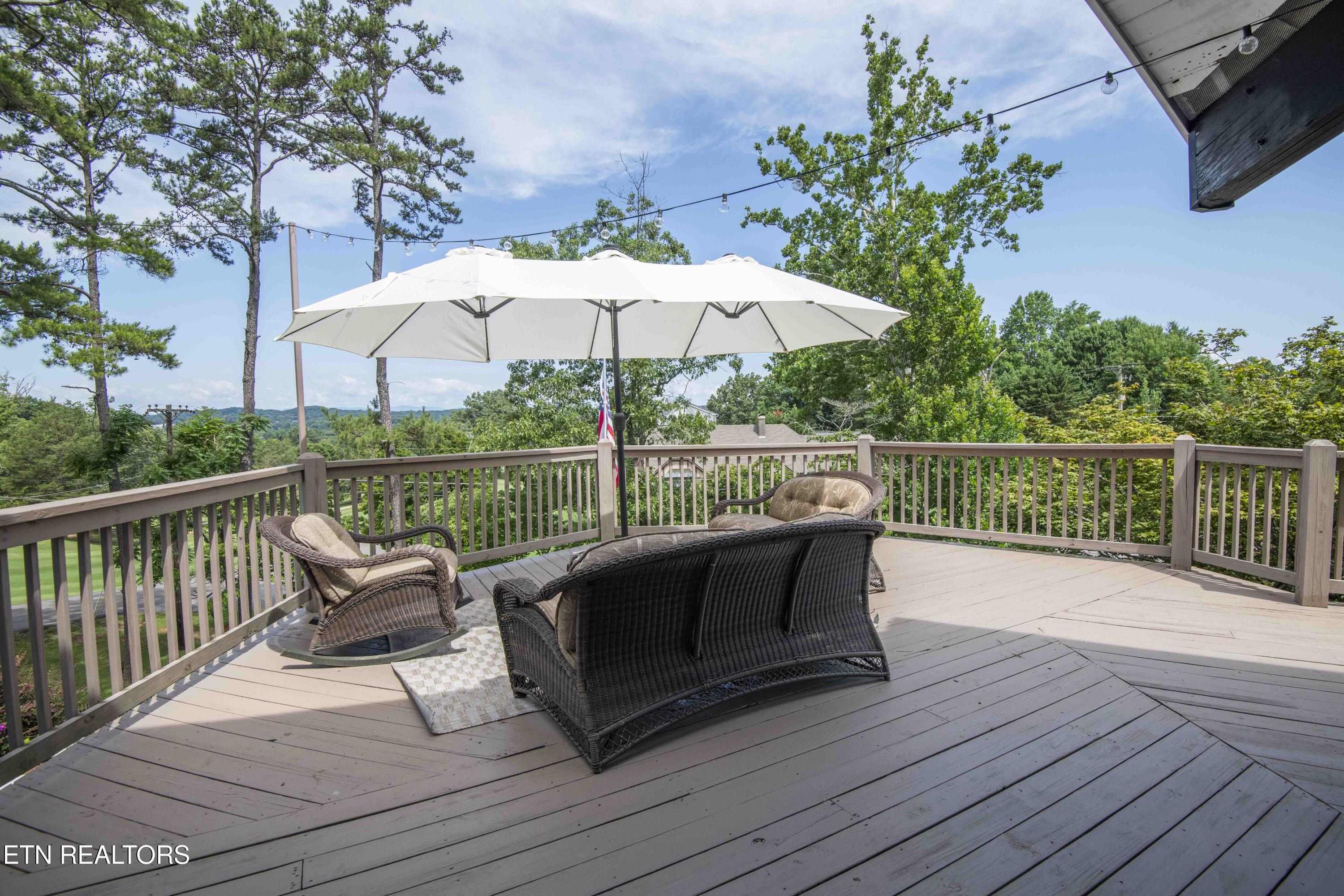 6809 Beaver Brook Drive Knoxville TN 37918