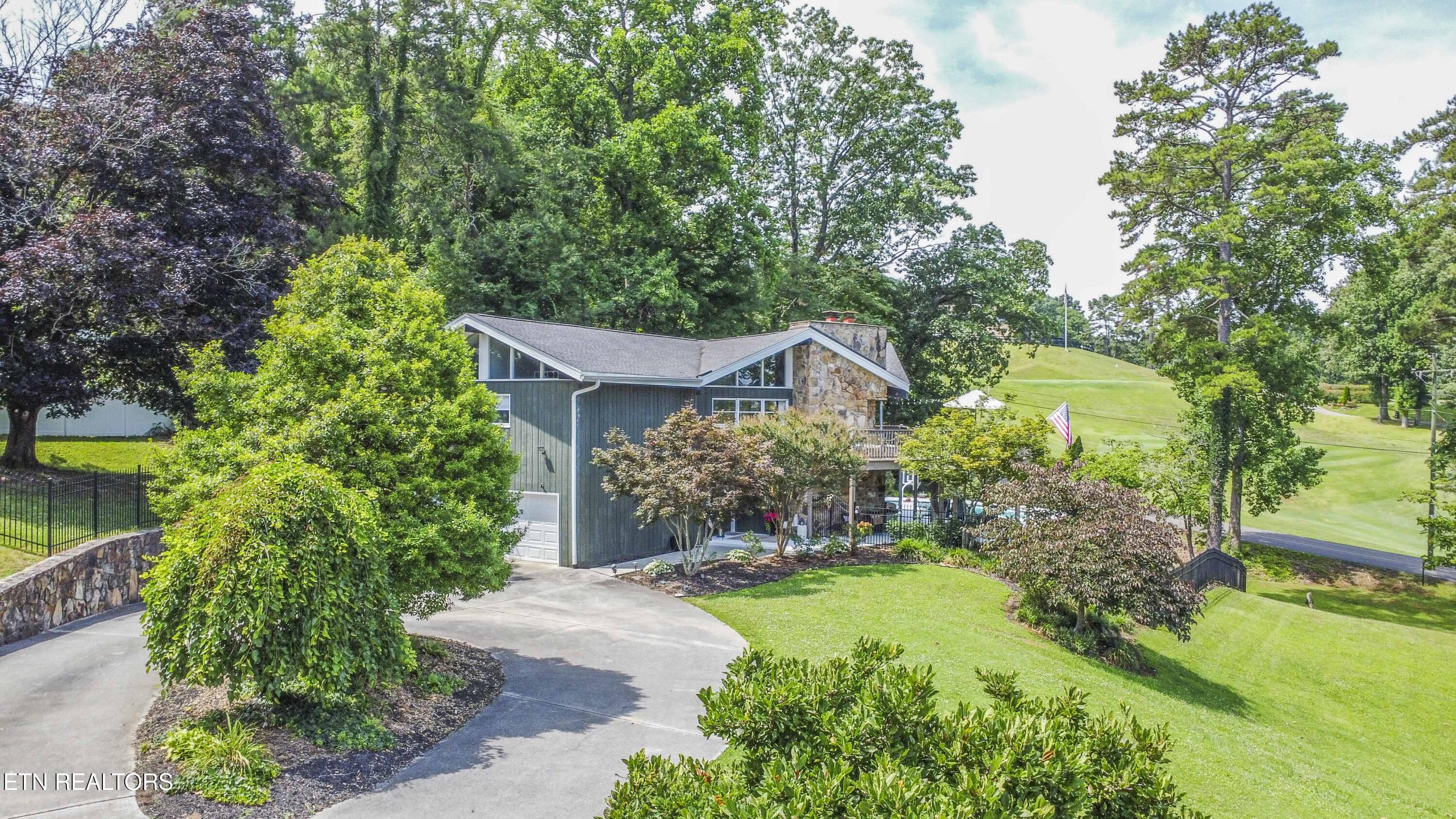 6809 Beaver Brook Drive Knoxville TN 37918