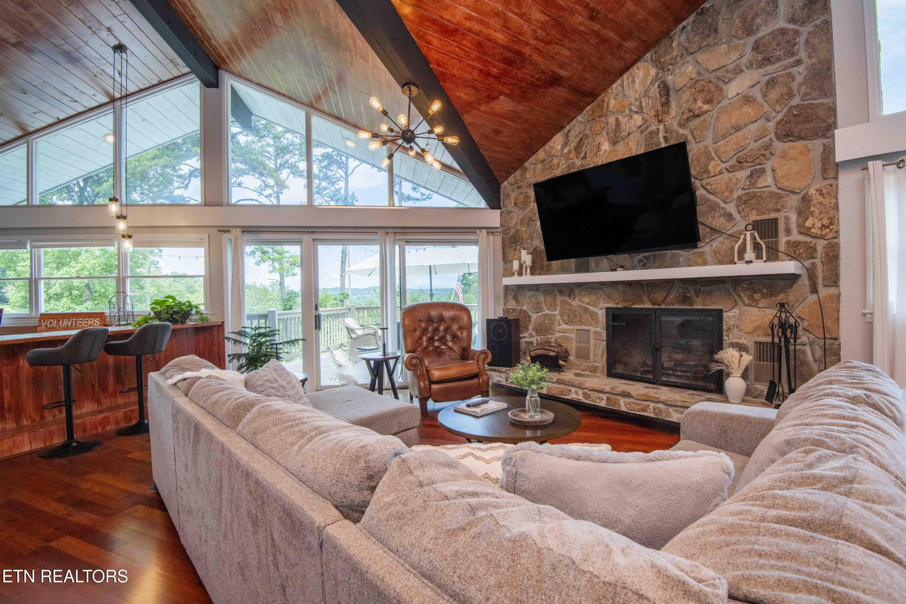 6809 Beaver Brook Drive Knoxville TN 37918