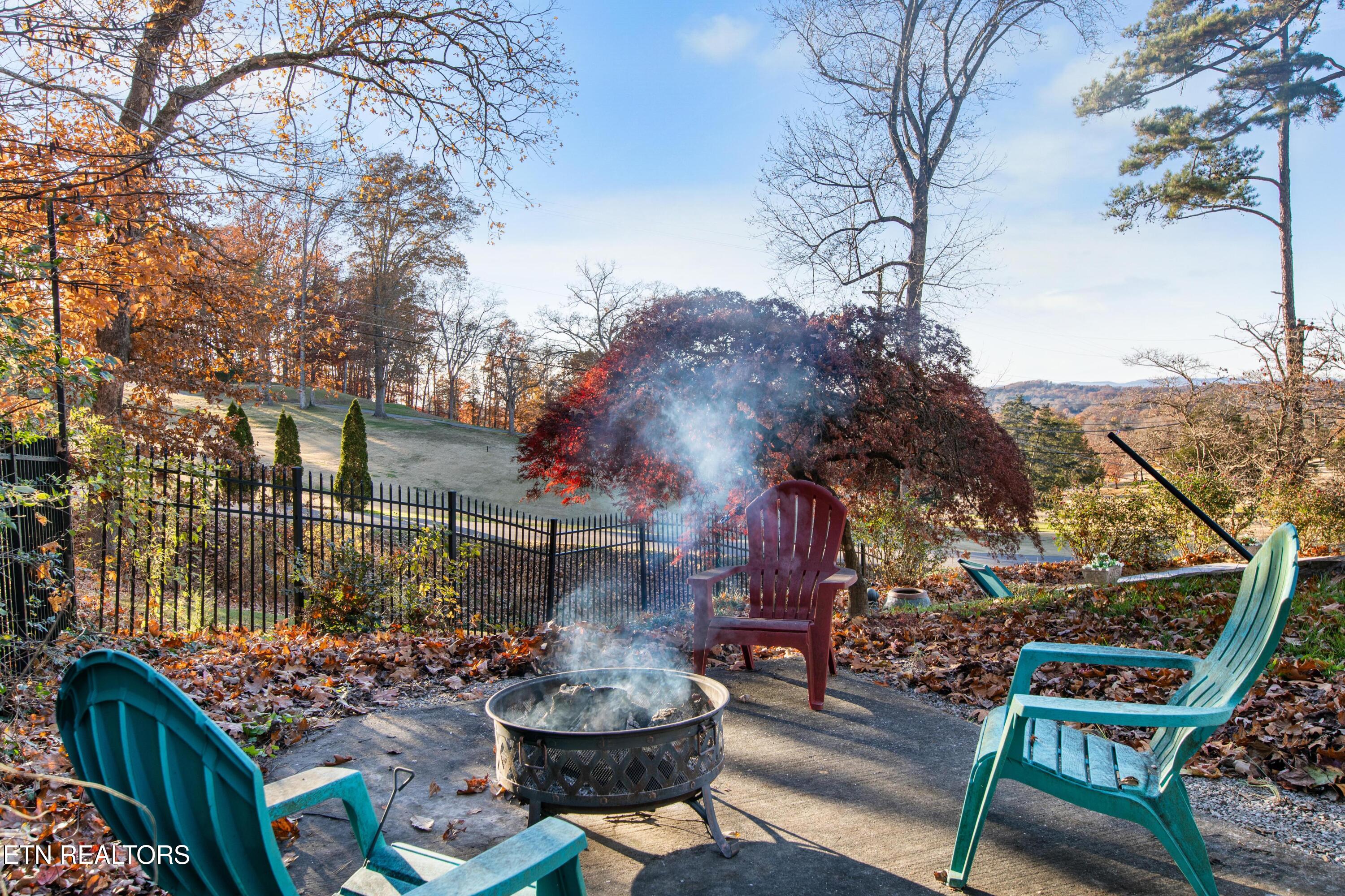 6809 Beaver Brook Drive Knoxville TN 37918