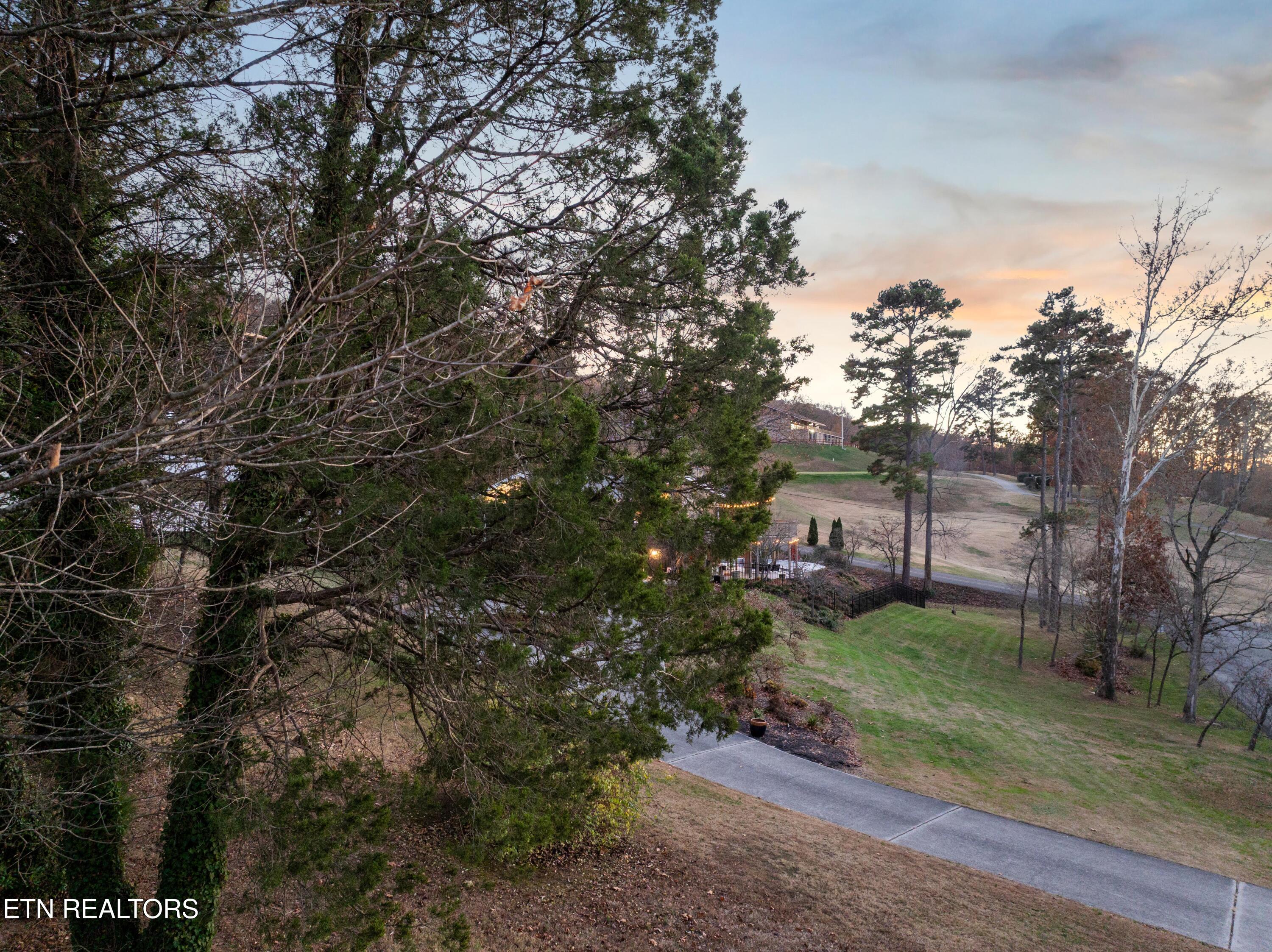 6809 Beaver Brook Drive Knoxville TN 37918