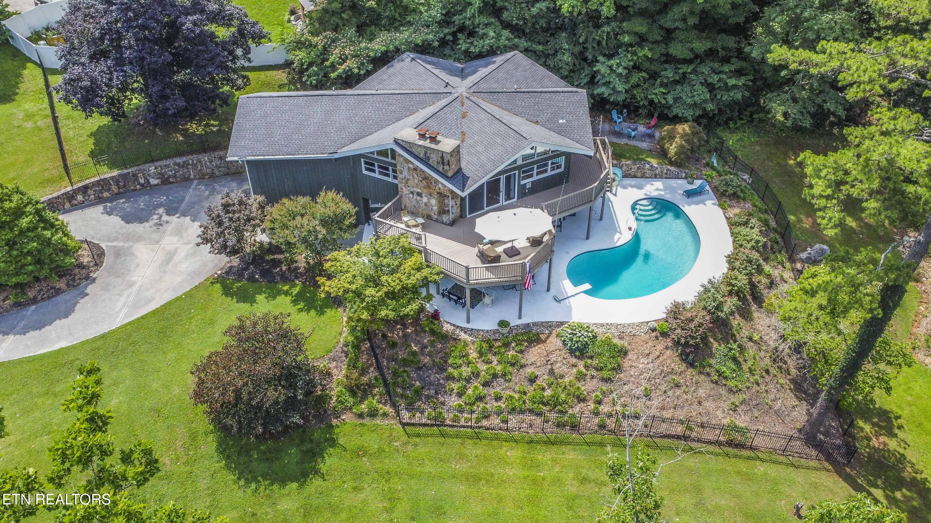 6809 Beaver Brook Drive Knoxville TN 37918