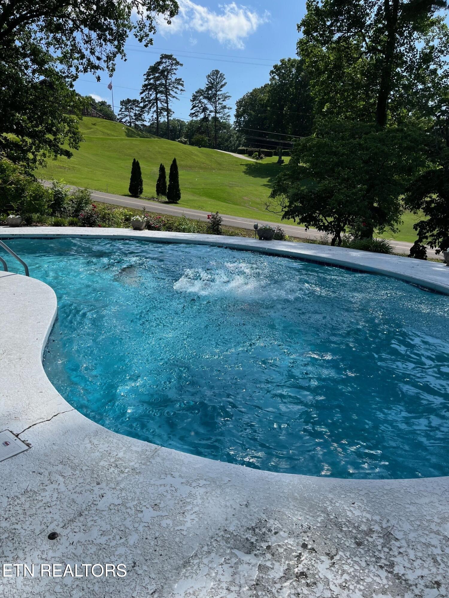 6809 Beaver Brook Drive Knoxville TN 37918
