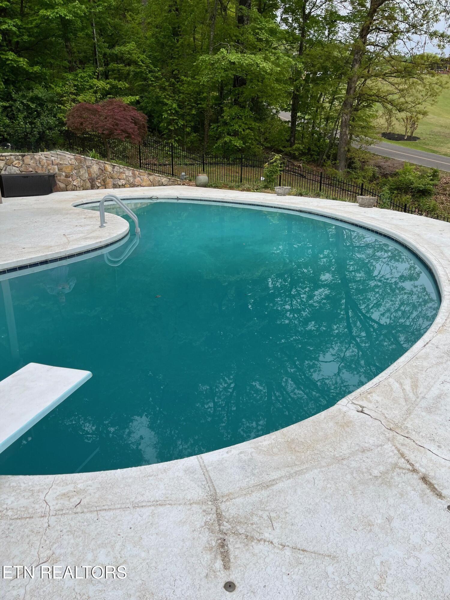 6809 Beaver Brook Drive Knoxville TN 37918