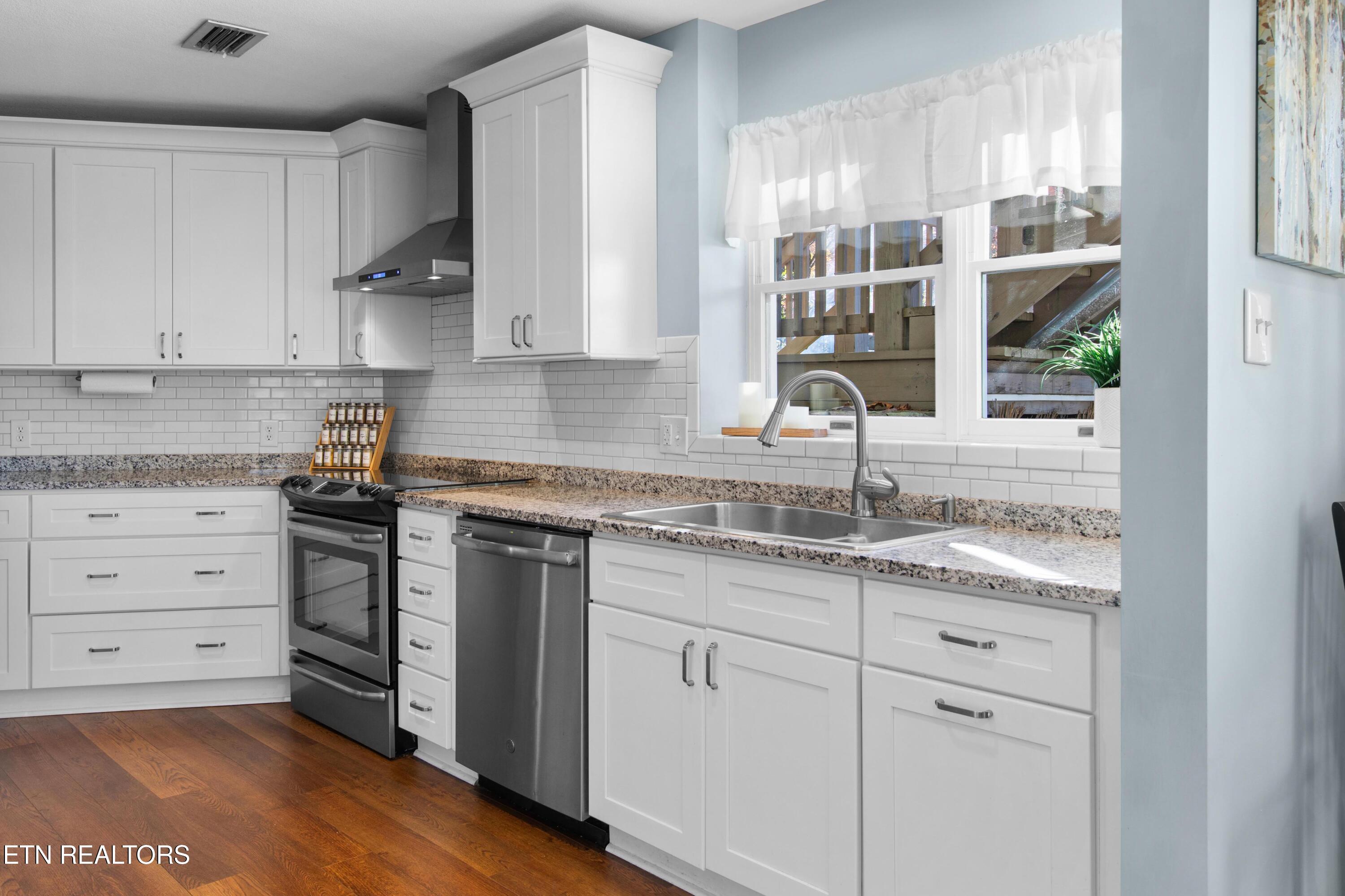 6809 Beaver Brook Drive Knoxville TN 37918