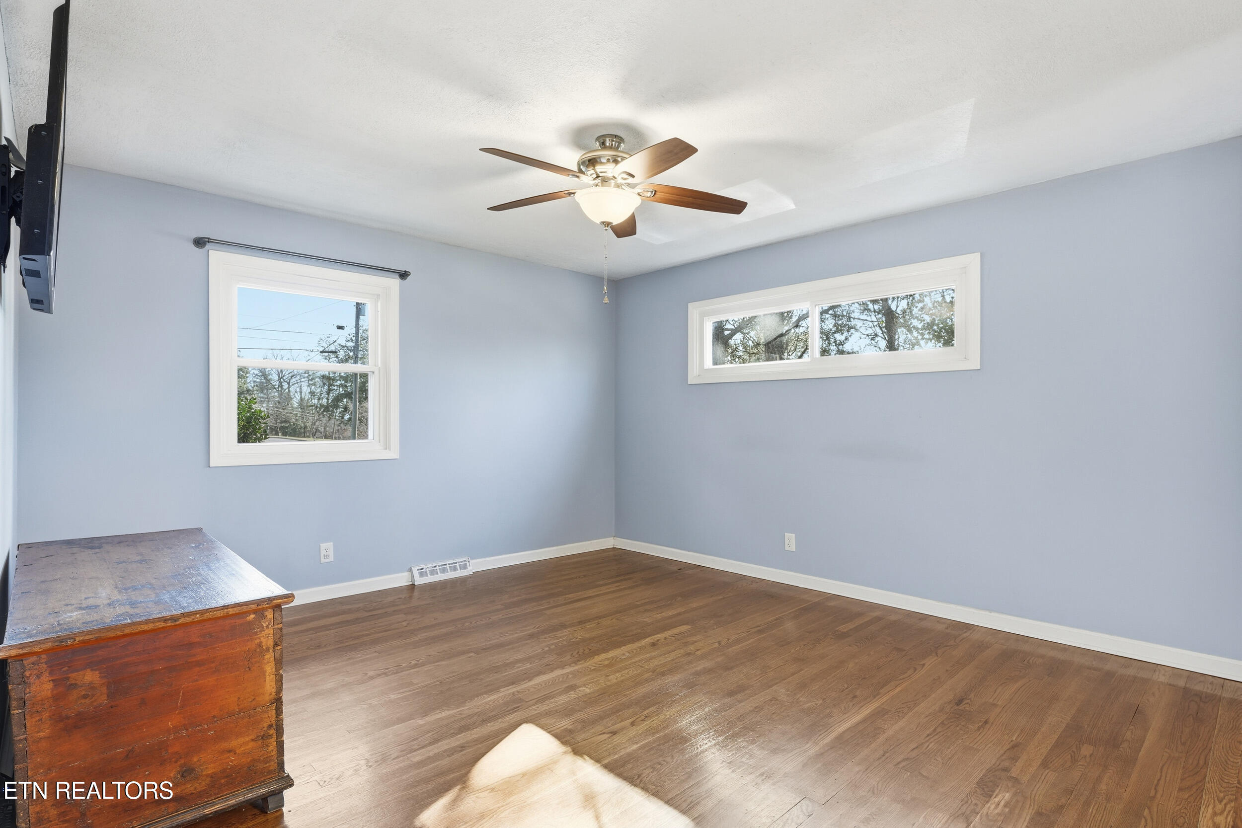 301 NW Portsmouth Road Knoxville TN 37909