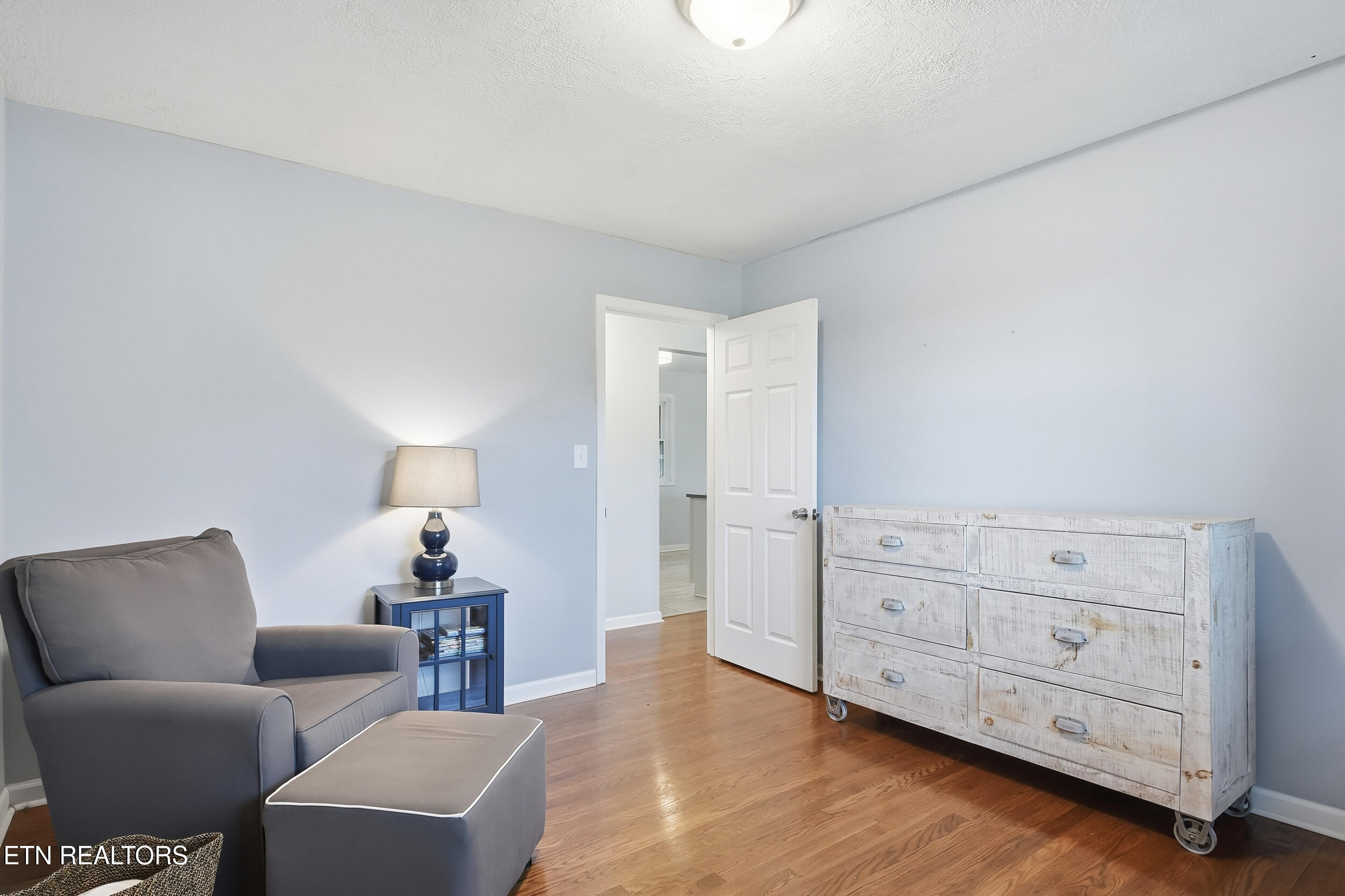 301 NW Portsmouth Road Knoxville TN 37909
