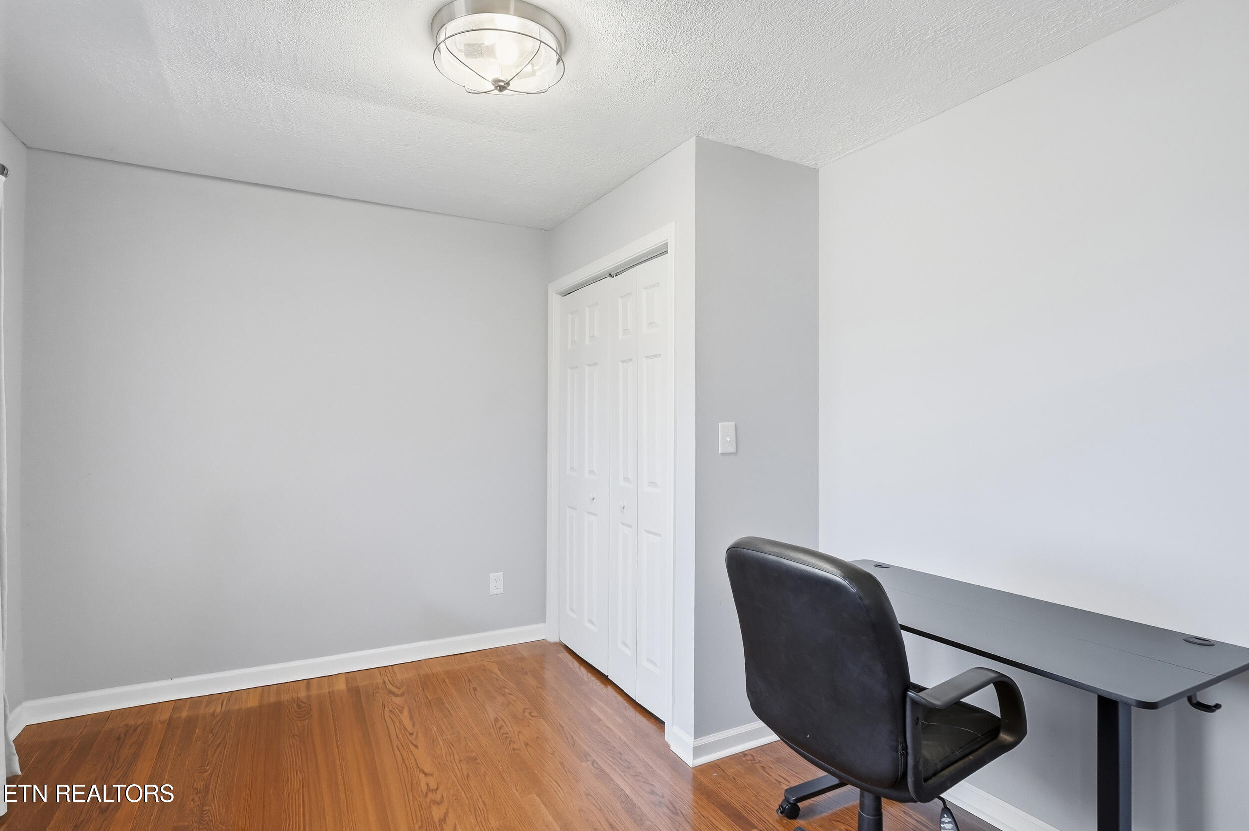 301 NW Portsmouth Road Knoxville TN 37909