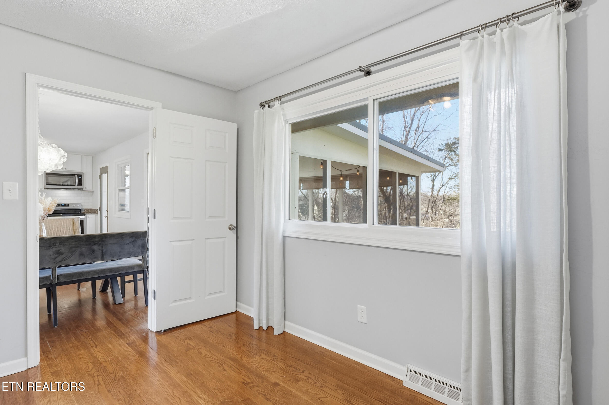301 NW Portsmouth Road Knoxville TN 37909