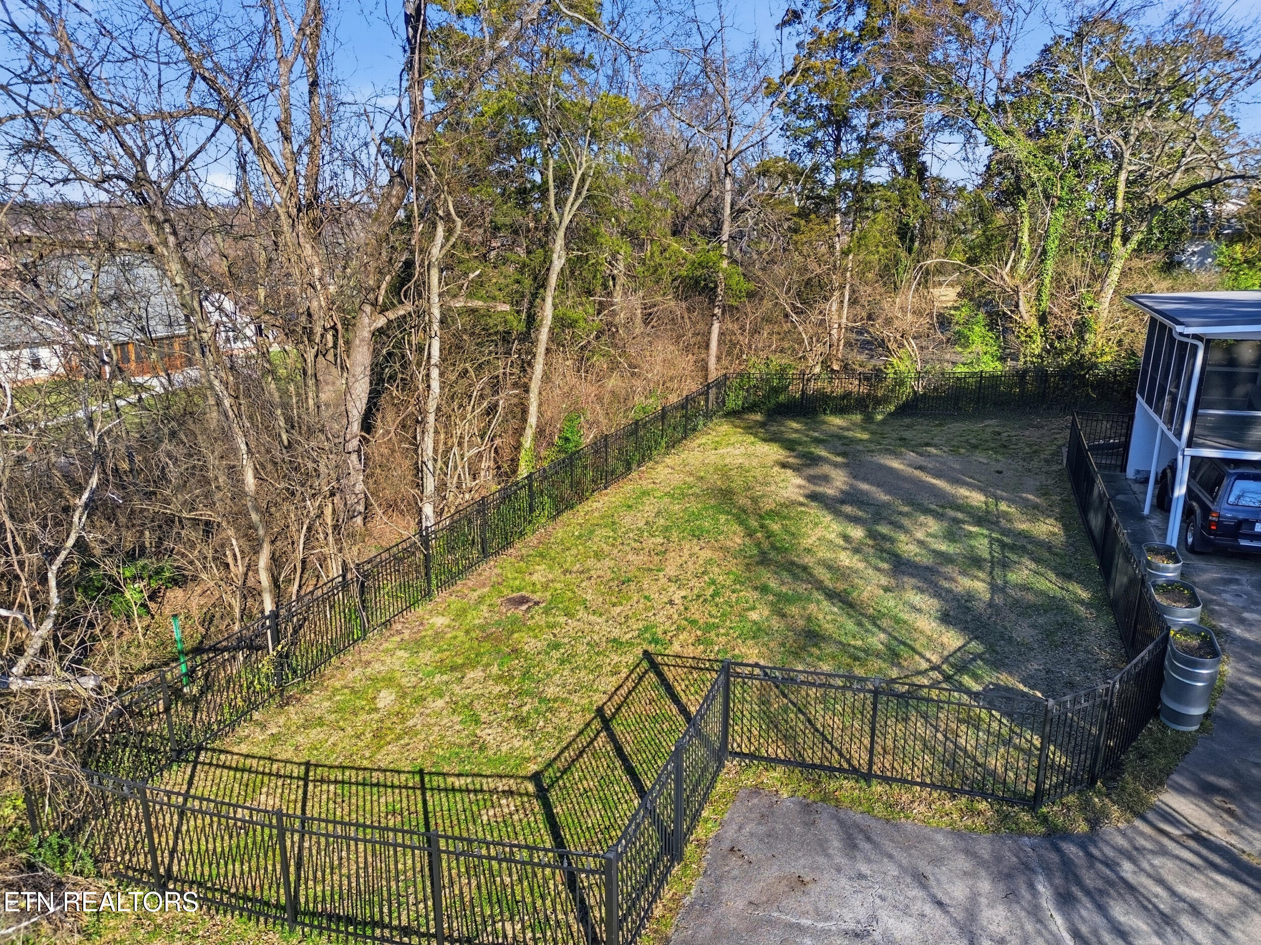 301 NW Portsmouth Road Knoxville TN 37909