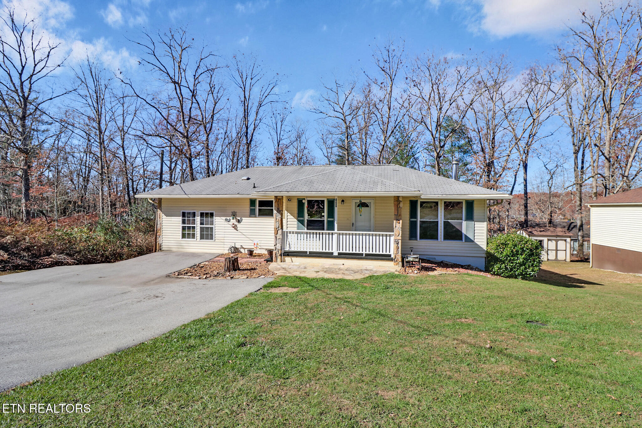 129 Lakeshire Drive Crossville TN 38558