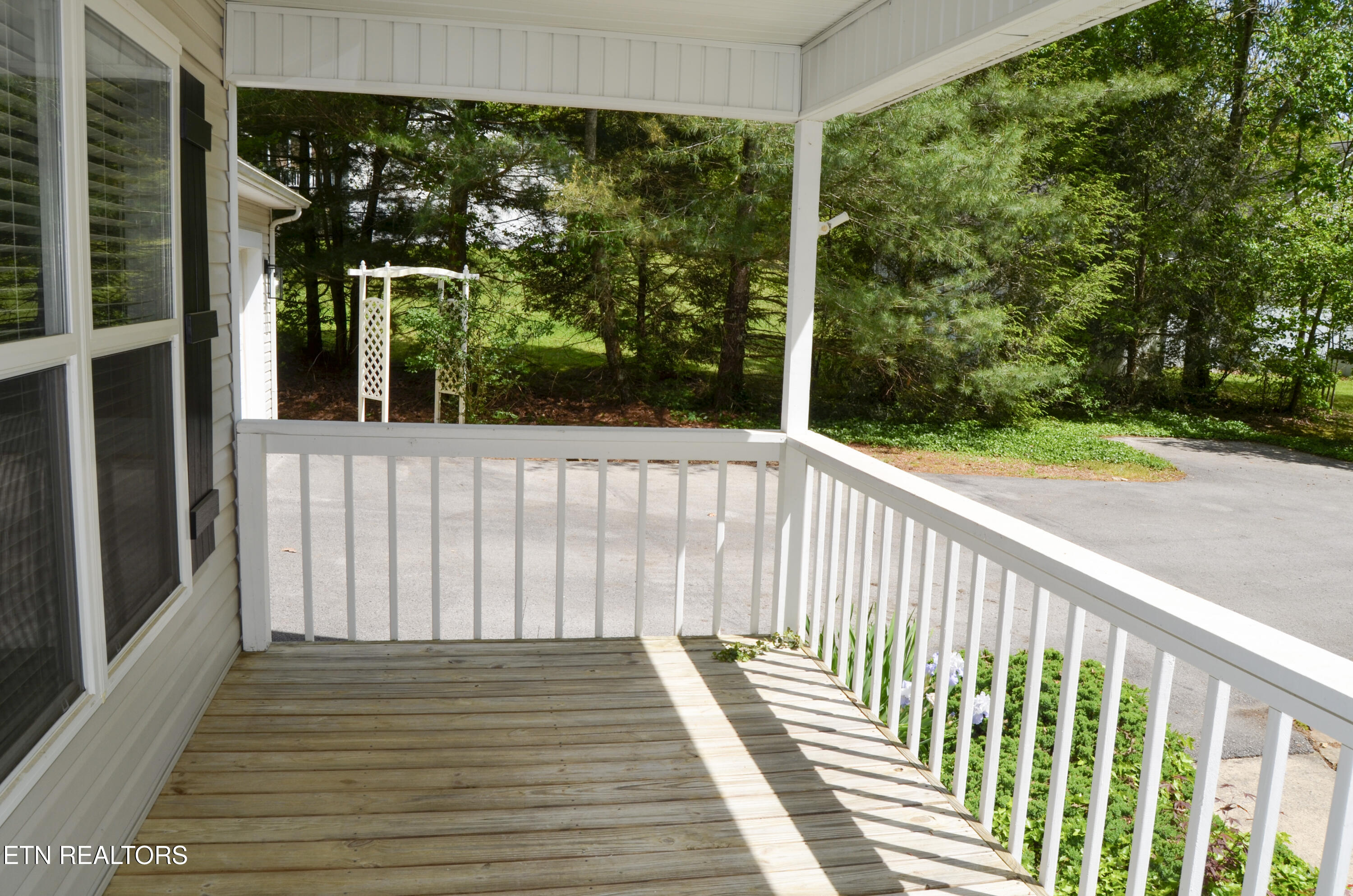 329 Hilltop Drive Crossville TN 38555
