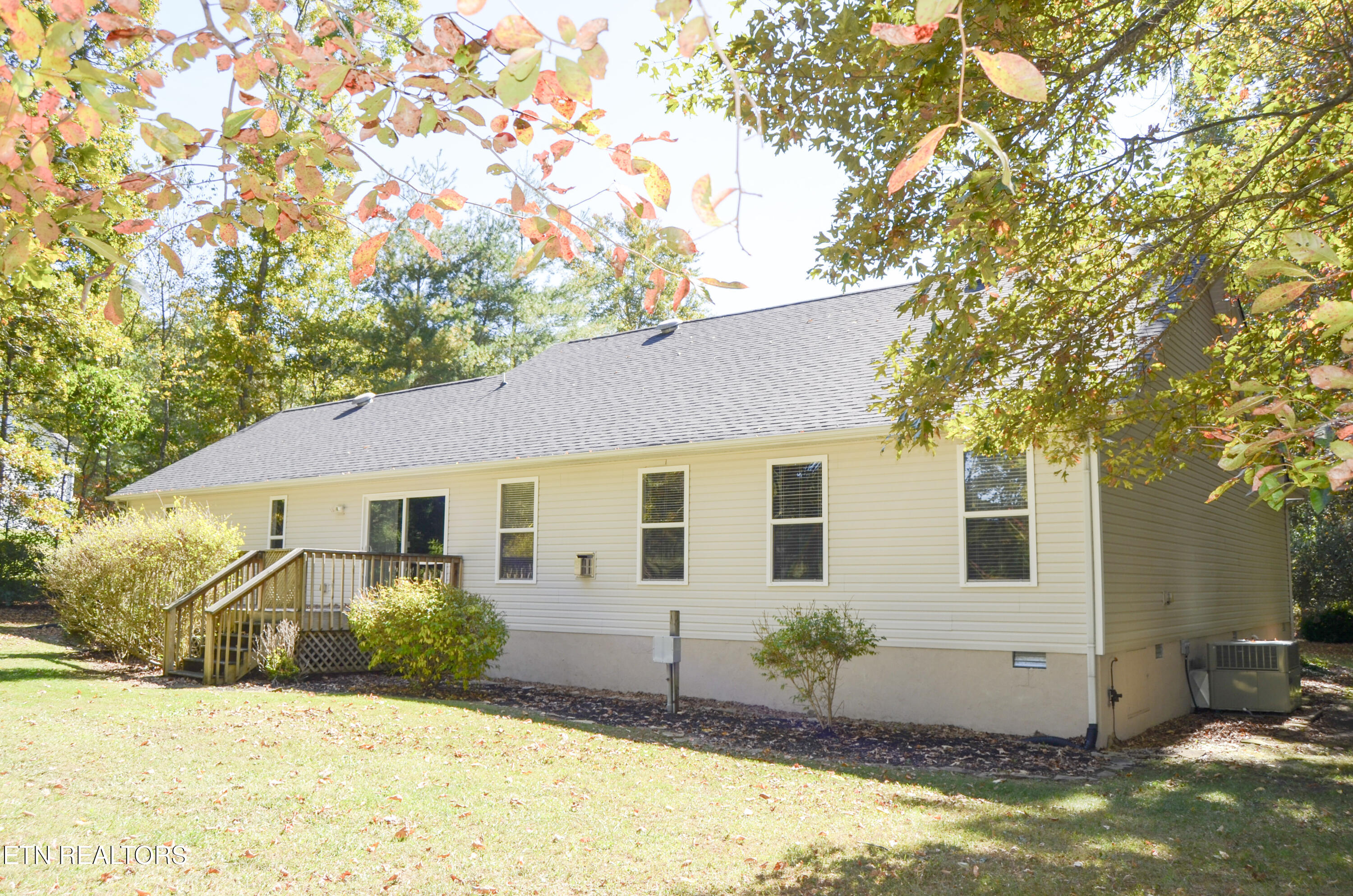 329 Hilltop Drive Crossville TN 38555