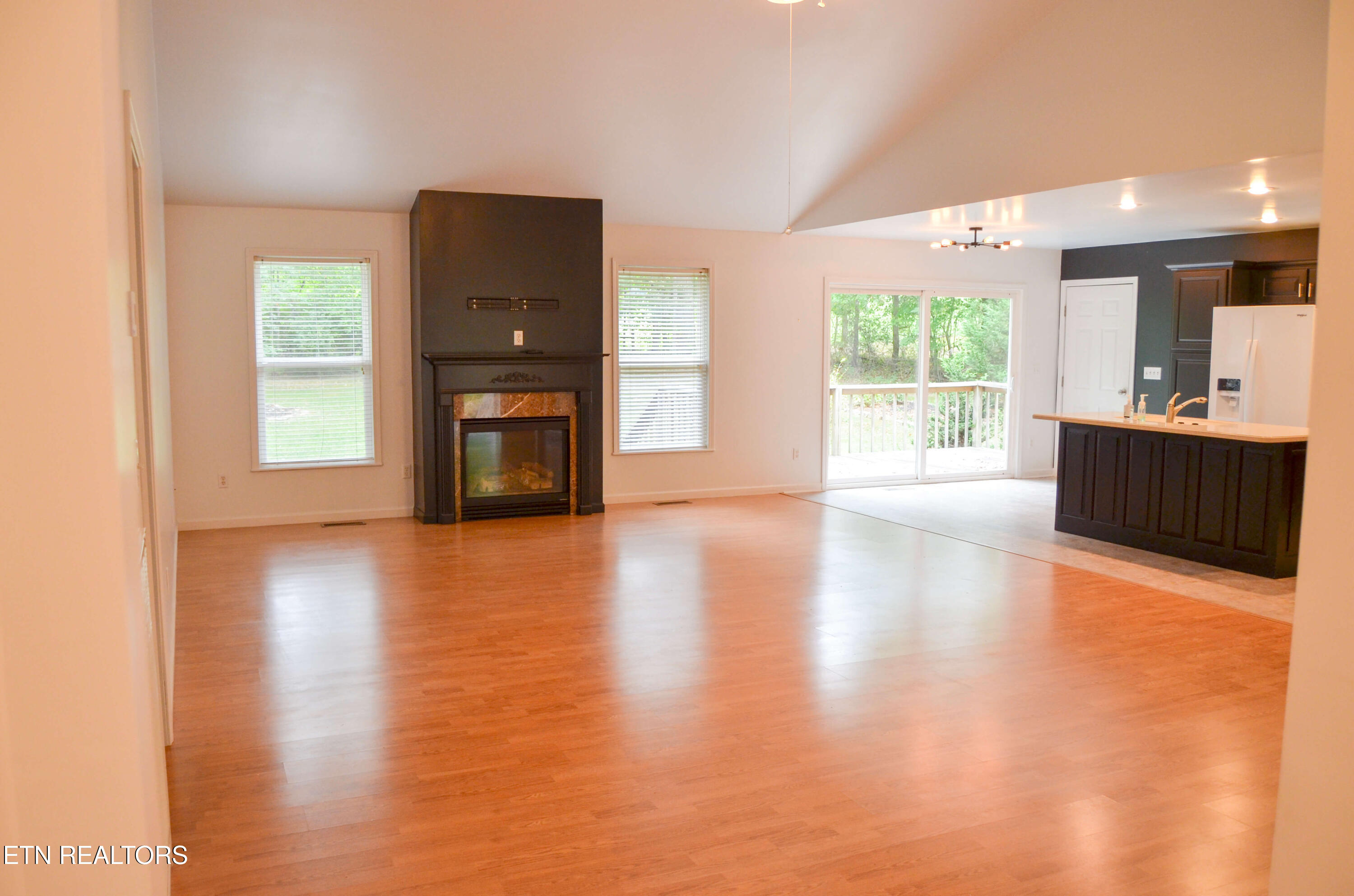 329 Hilltop Drive Crossville TN 38555