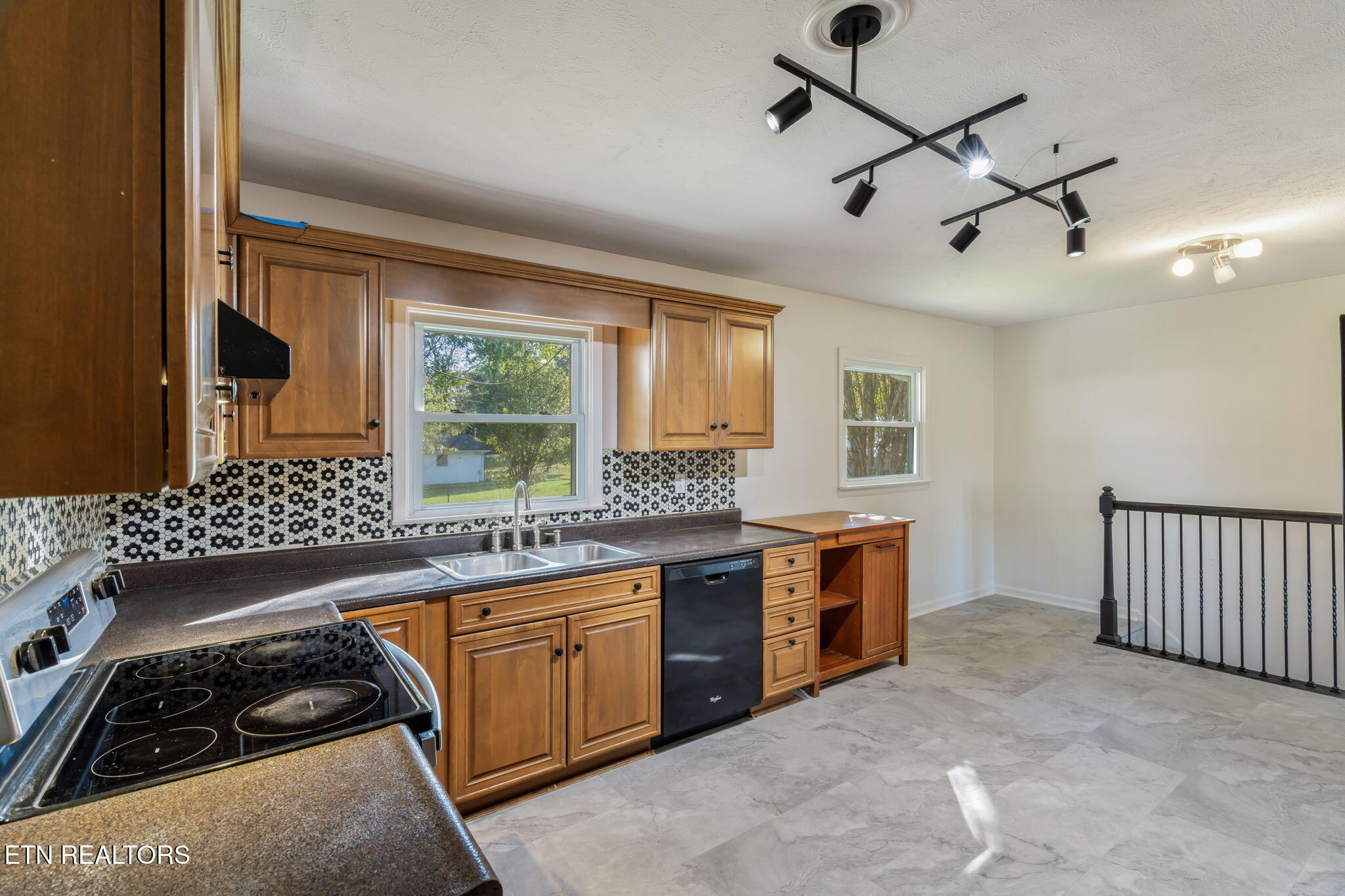 6624 Candy Lane Knoxville TN 37920
