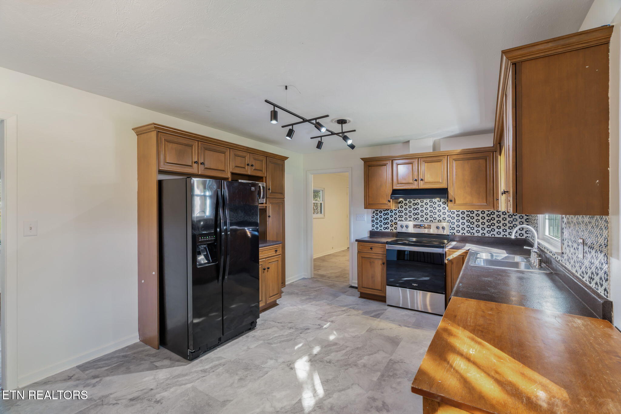 6624 Candy Lane Knoxville TN 37920