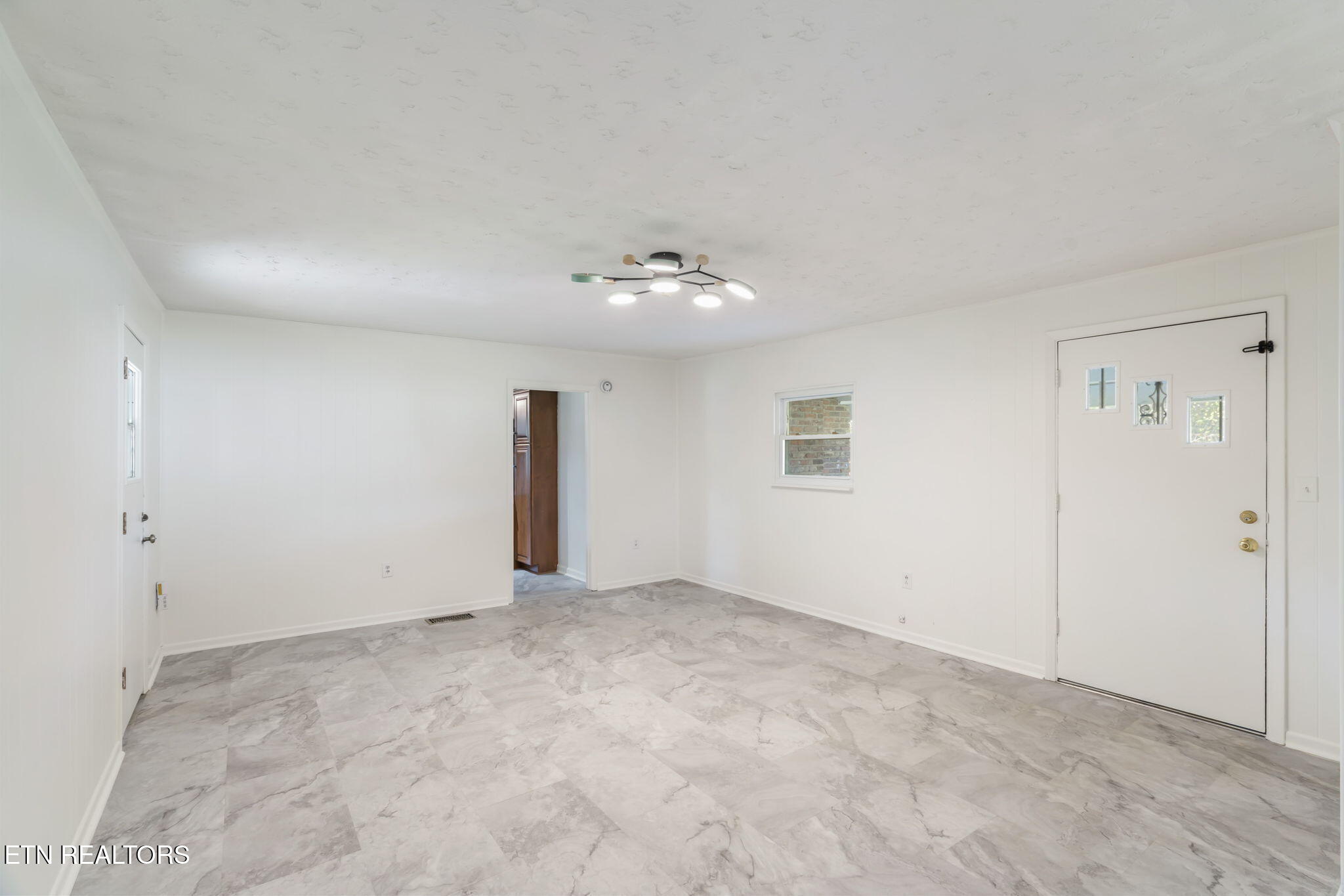 6624 Candy Lane Knoxville TN 37920